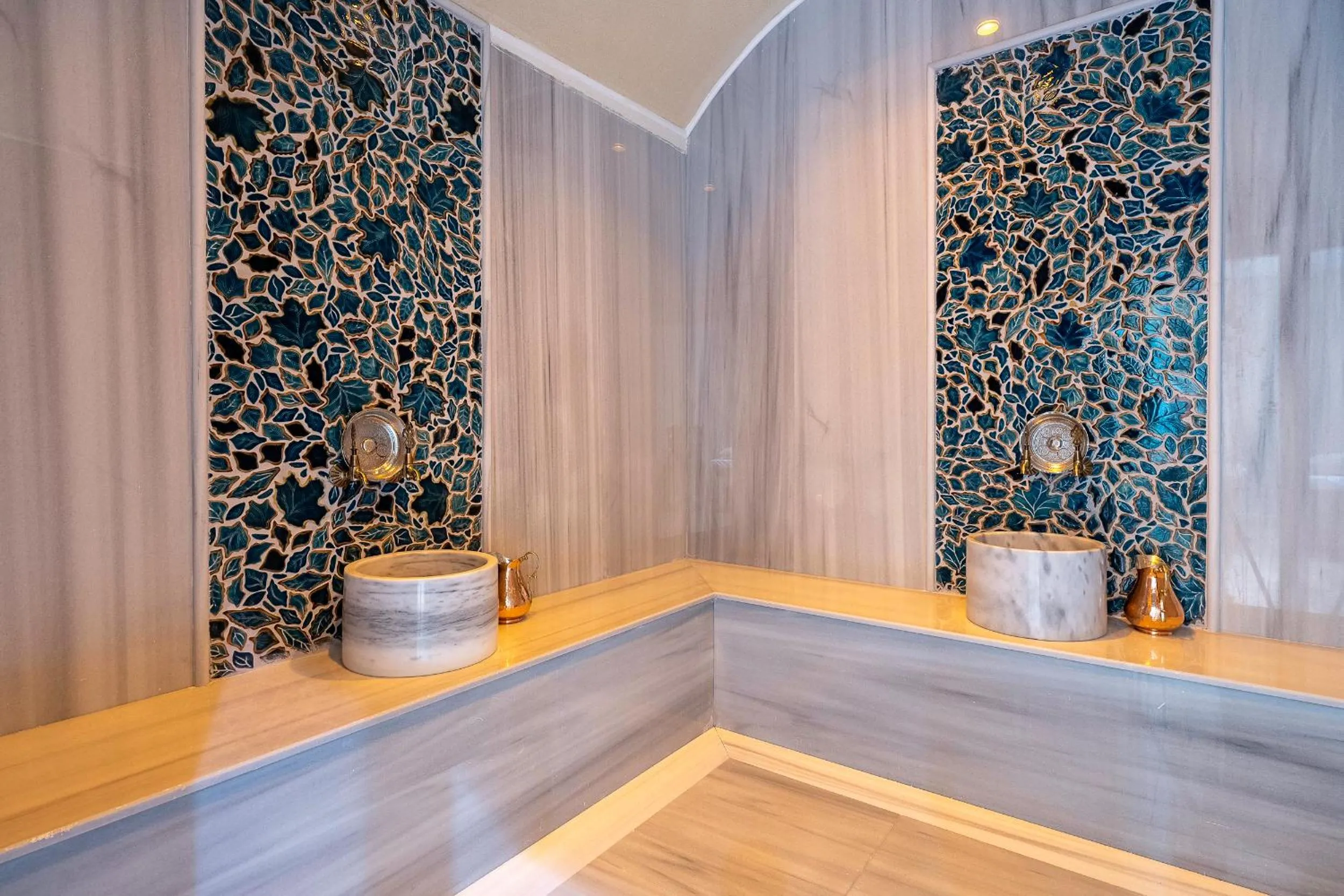 Public Bath in The Marni Hotel - Adults Only 12 Plus