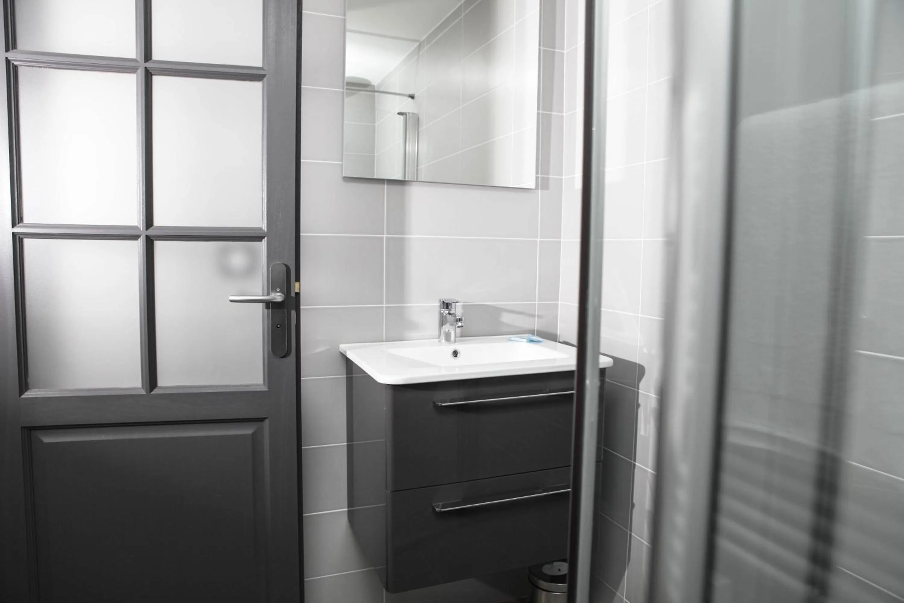 Shower in 514 Appart Hotel