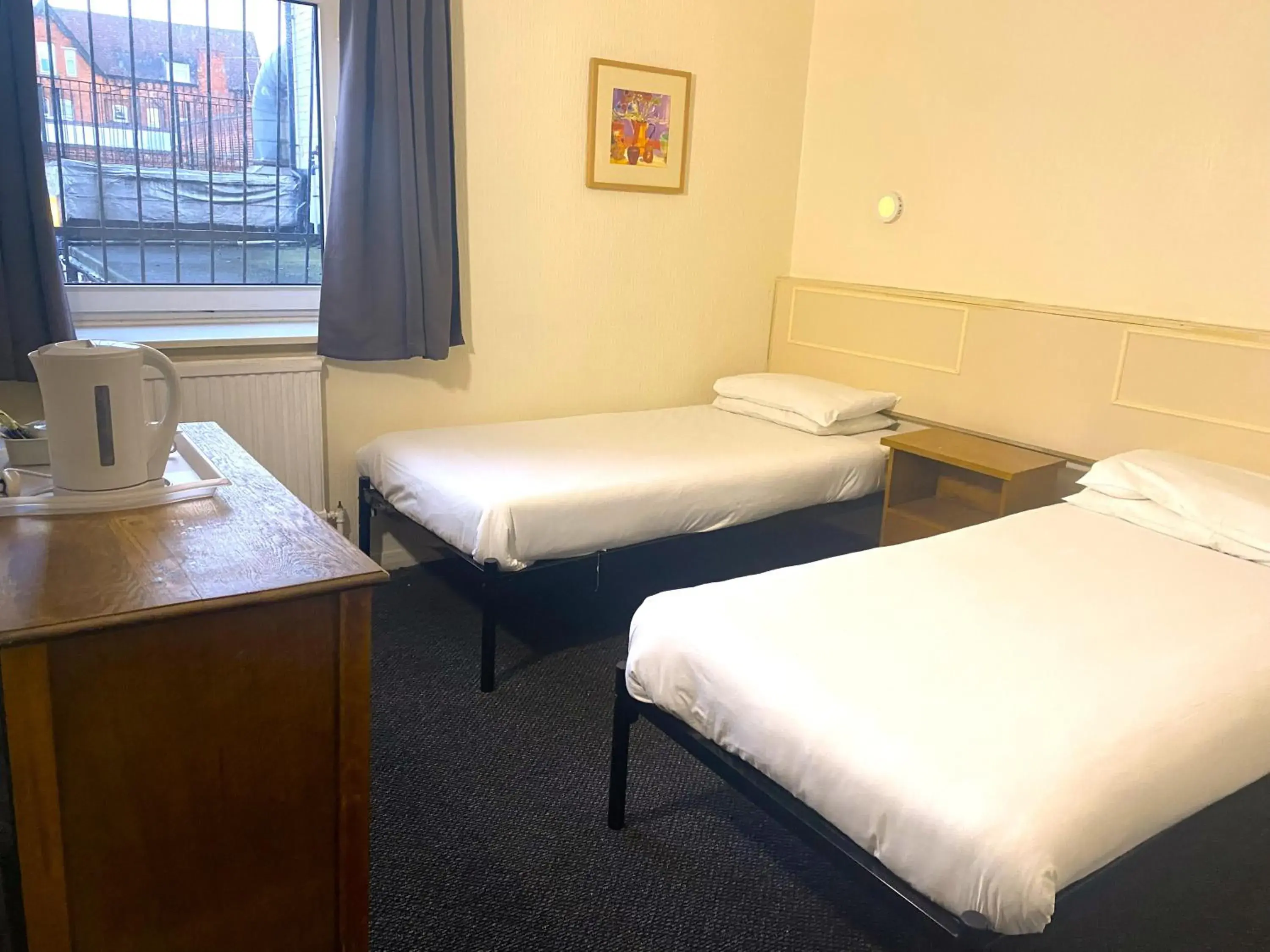 Budget Twin Room in Hotel 346 Budget Twin Room in Hotel 346