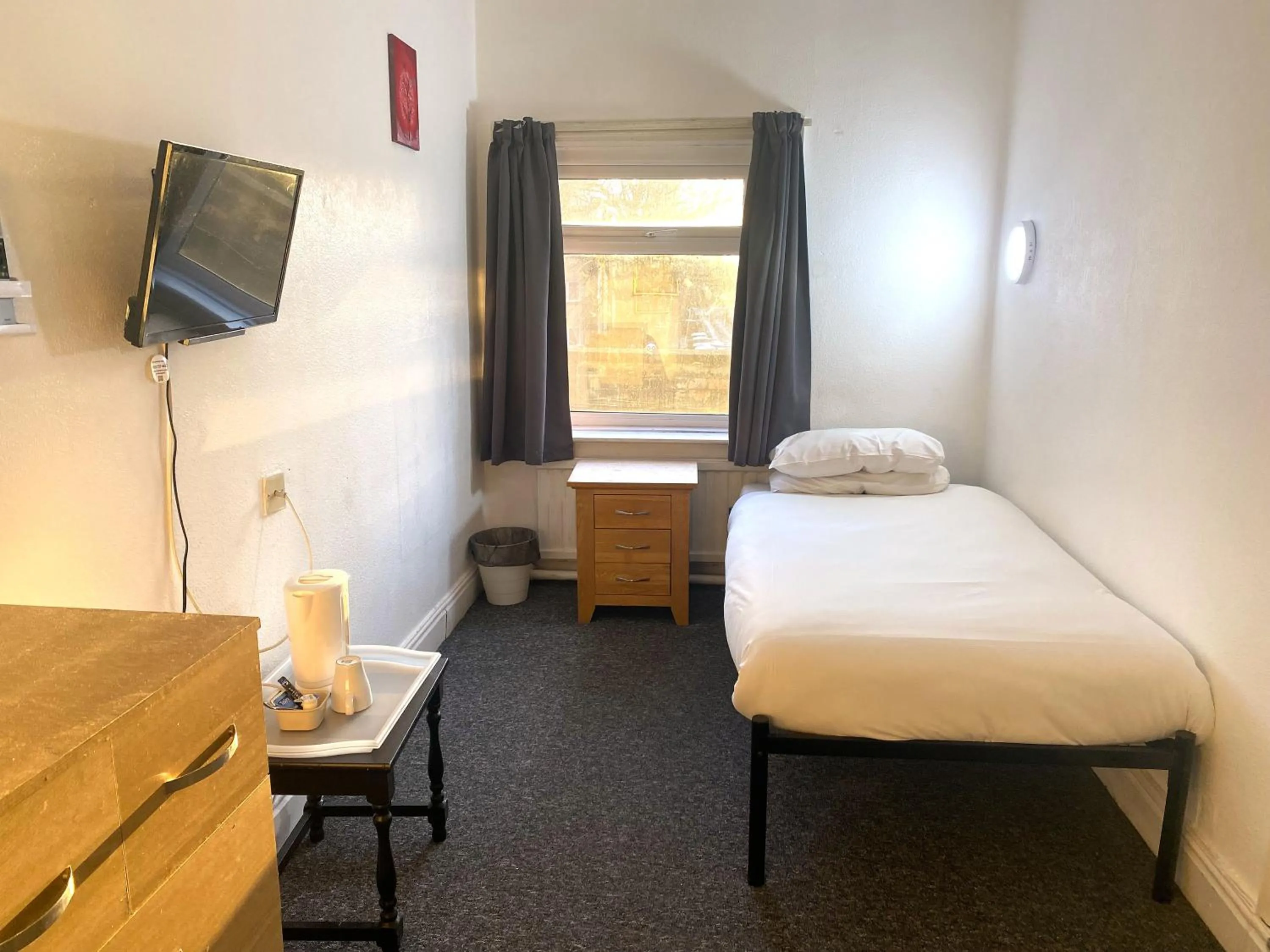 Bedroom, Bed in Hotel 346