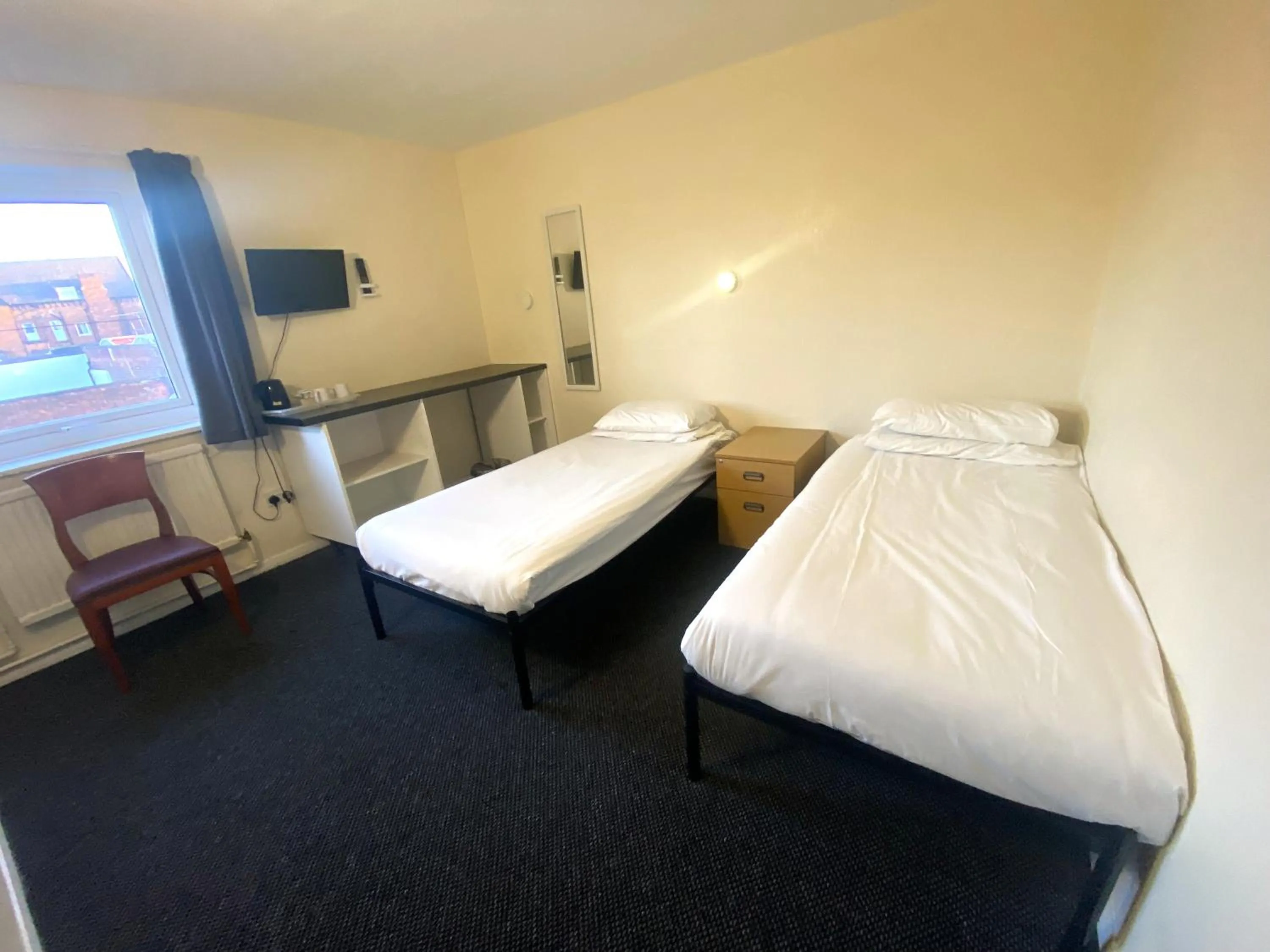 Bedroom, Bed in Hotel 346