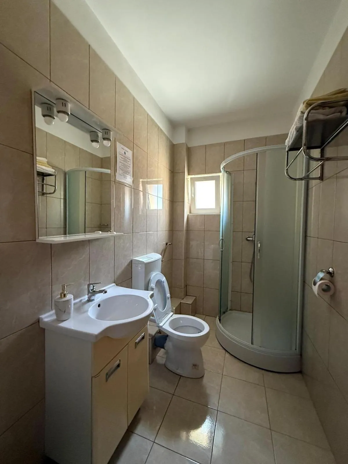 Bathroom in Pensiunea Vladut Timisoara