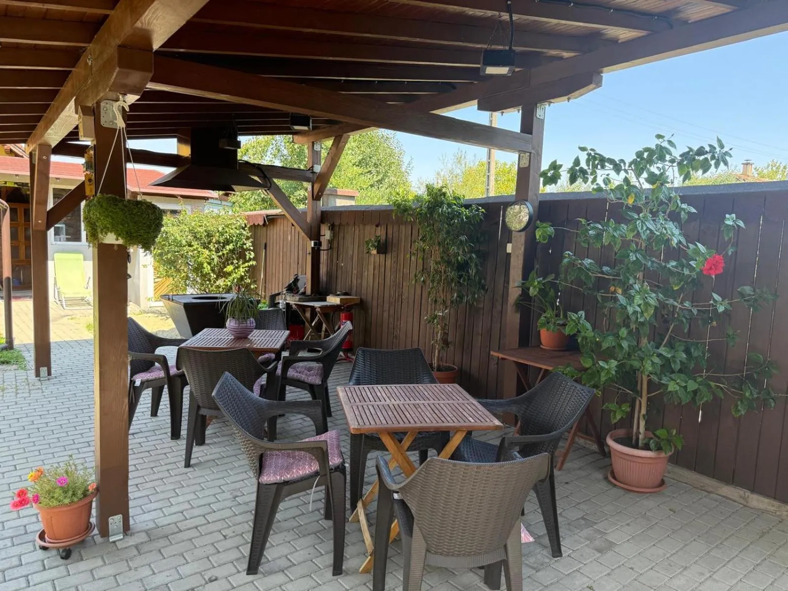 Patio in Pensiunea Vladut Timisoara