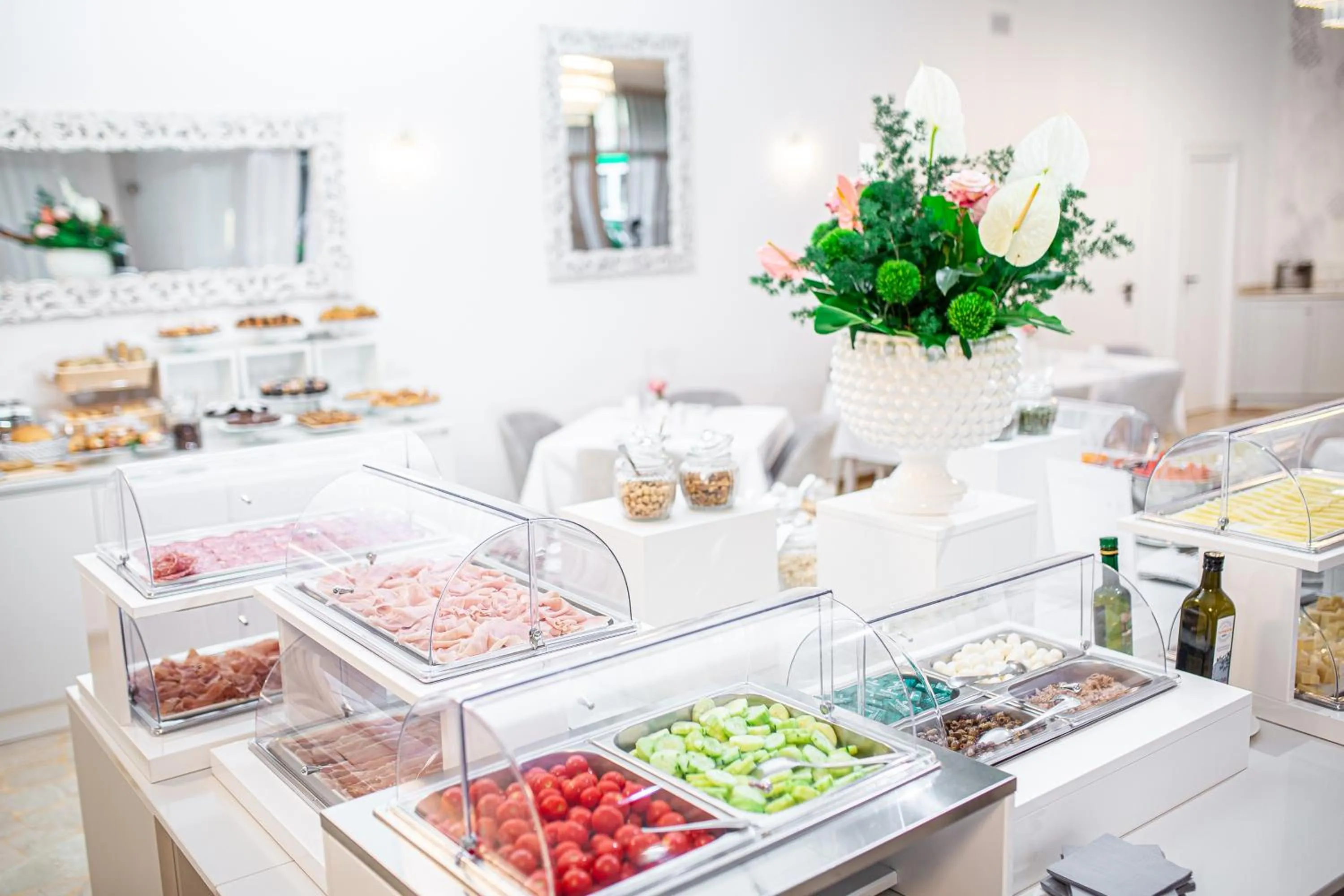 Continental breakfast in Hotel Centrale