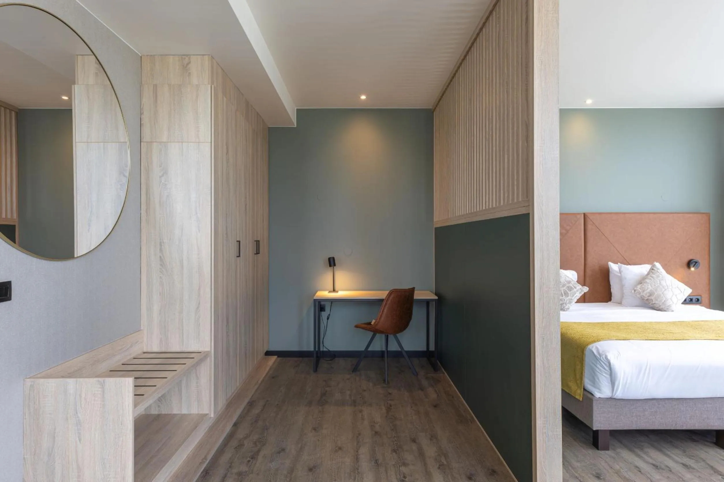 Bed in Shanghai Hotel Holland