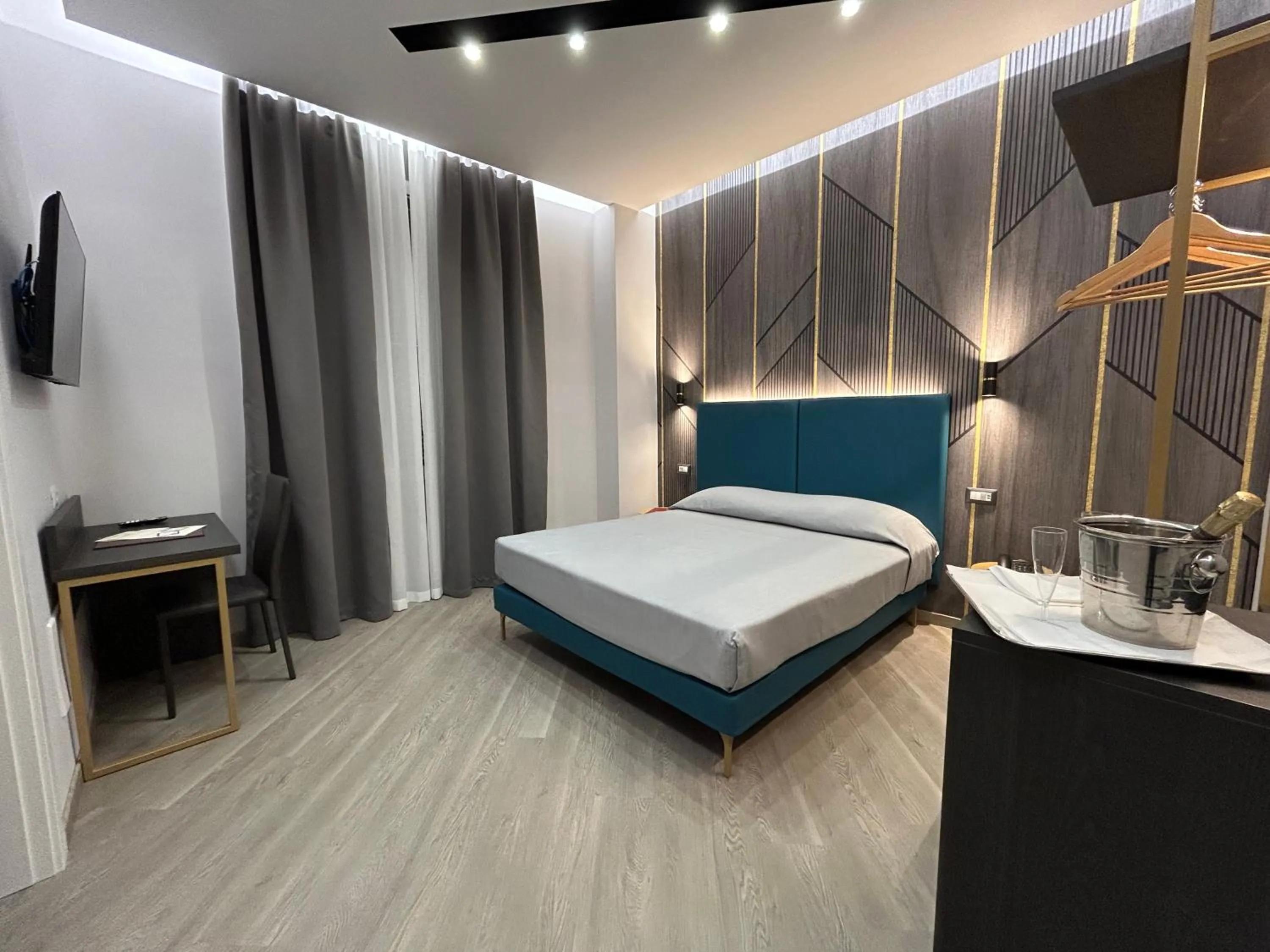 Bed in Hotel Contilia