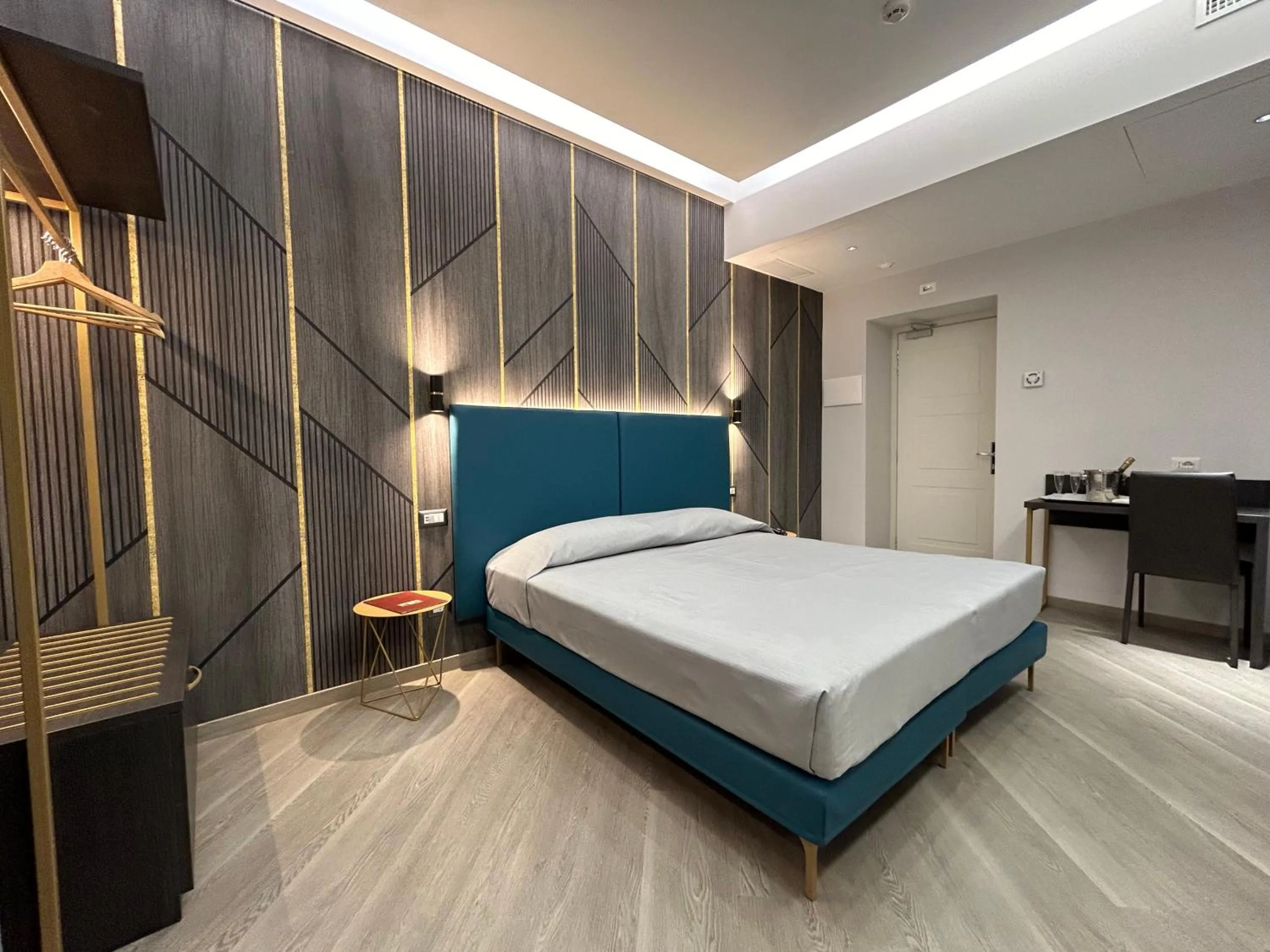 Bed in Hotel Contilia