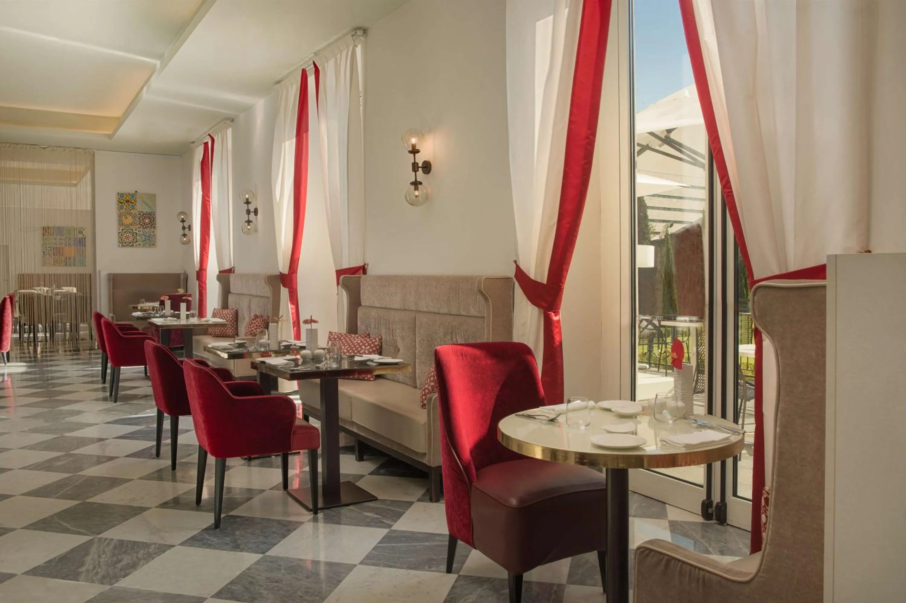 Restaurant/places to eat in NH Collection Palazzo Cinquecento