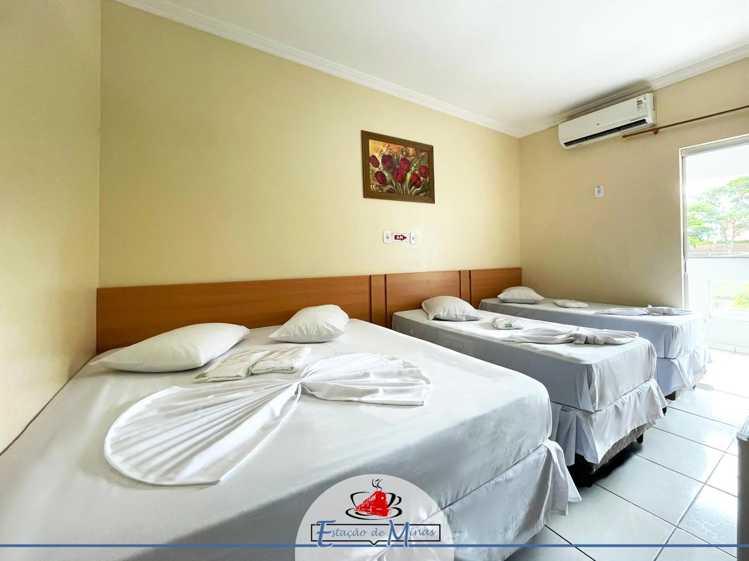 Bed in Hotel Estação de Minas