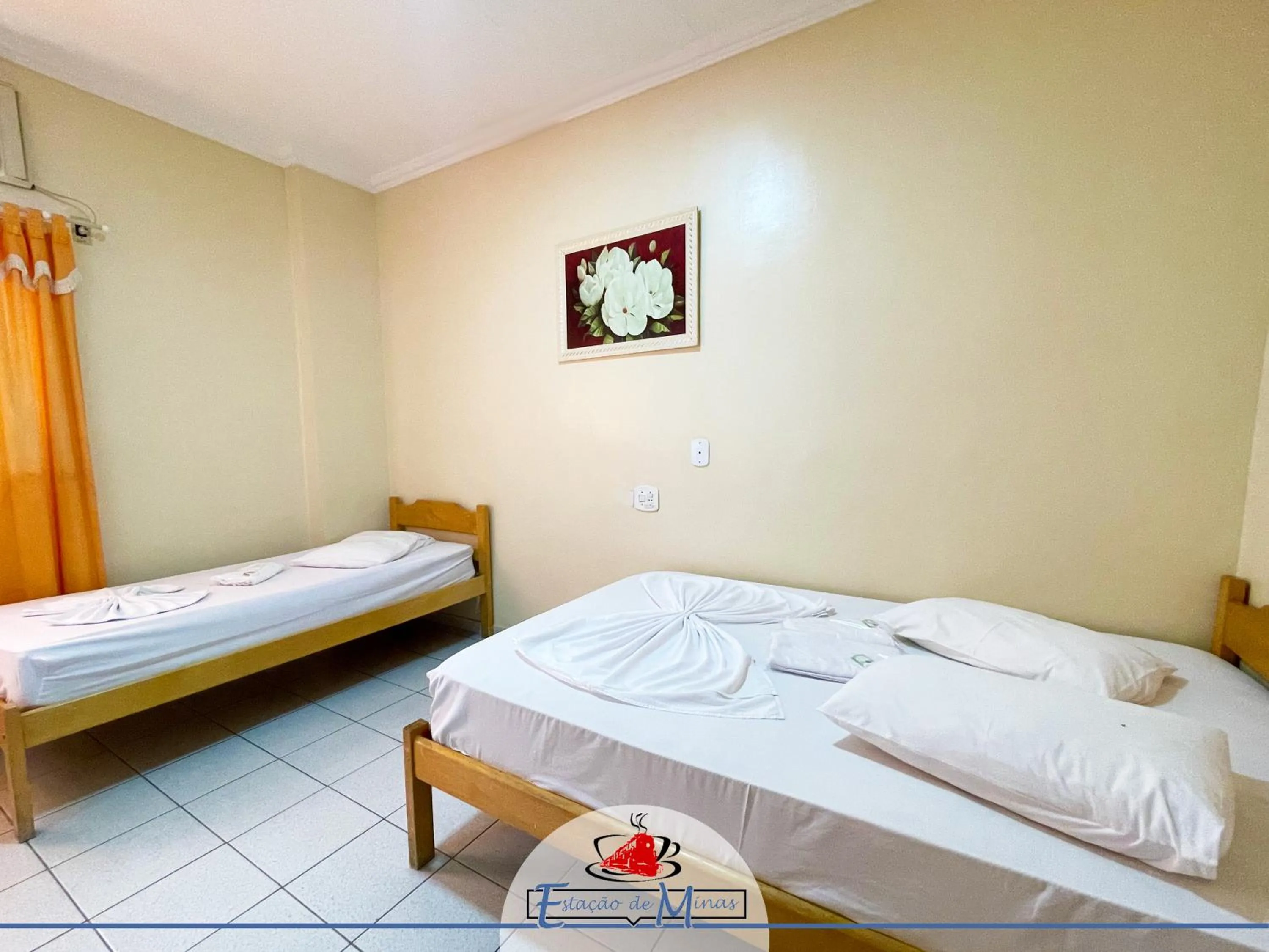 Photo of the whole room, Bed in Hotel Estação de Minas