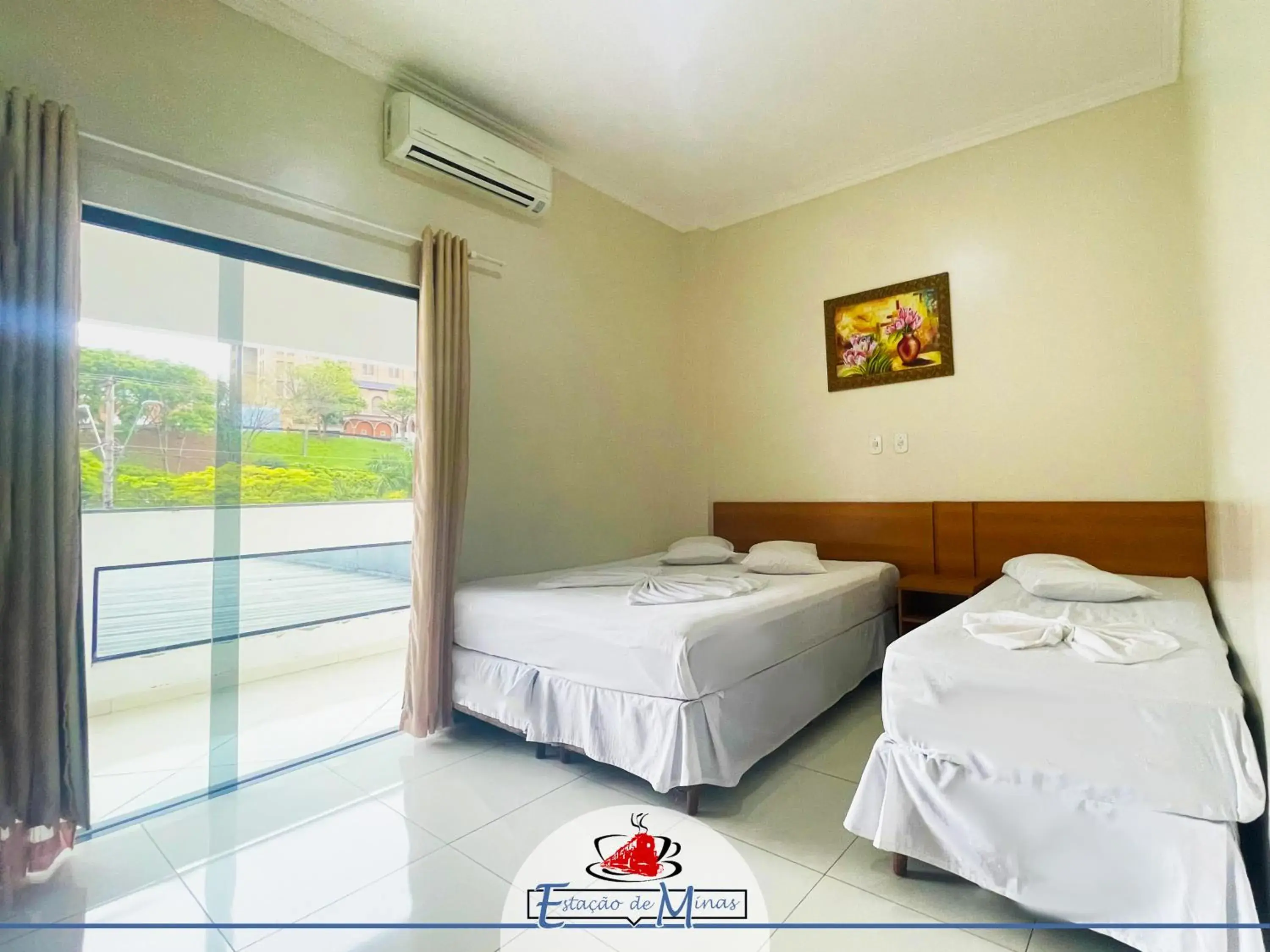 Standard Triple Room - single occupancy in Hotel Estação de Minas Standard Triple Room - single occupancy in Hotel Estação de Minas