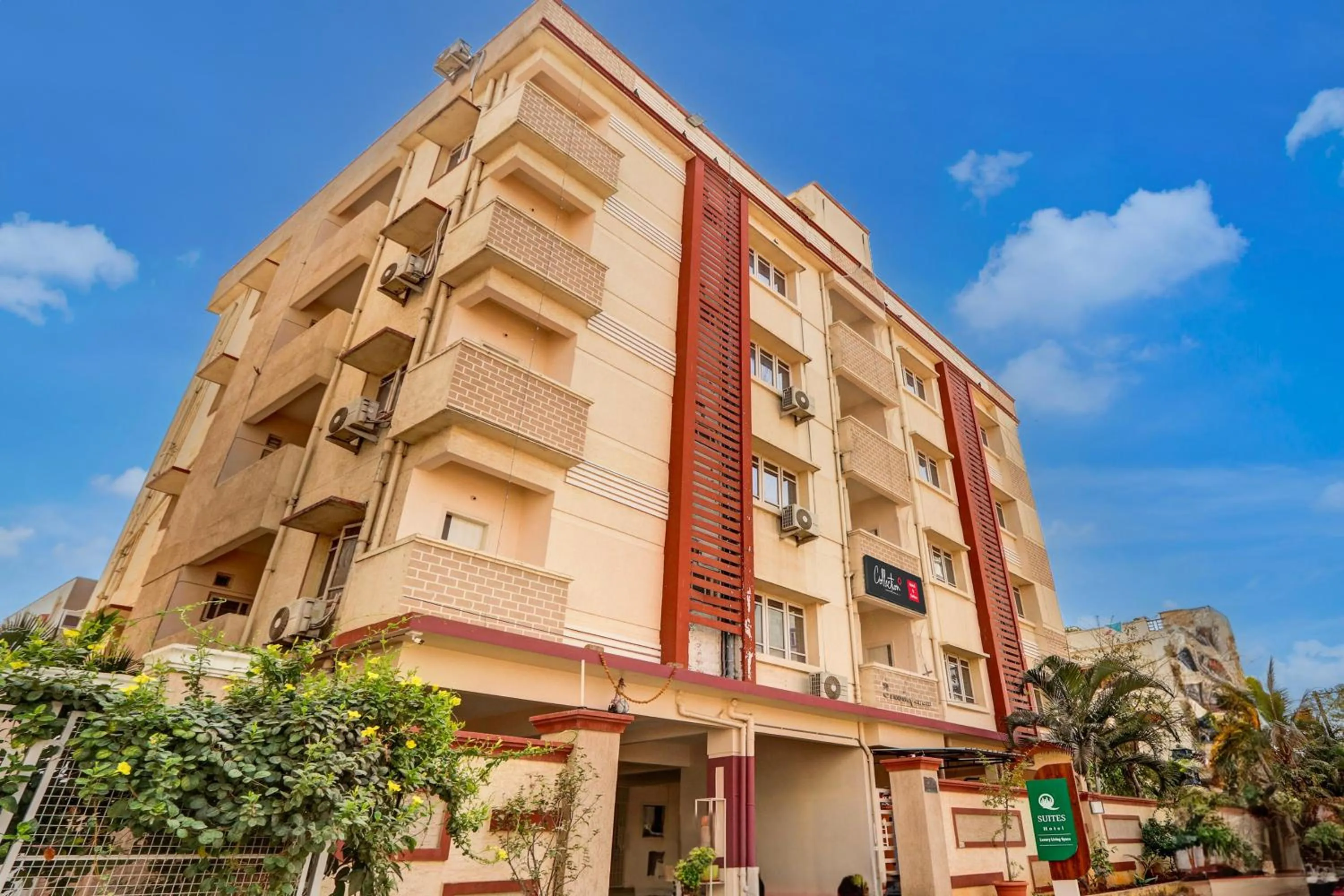 Facade/entrance in Super Collection O Q Suites Madhapur