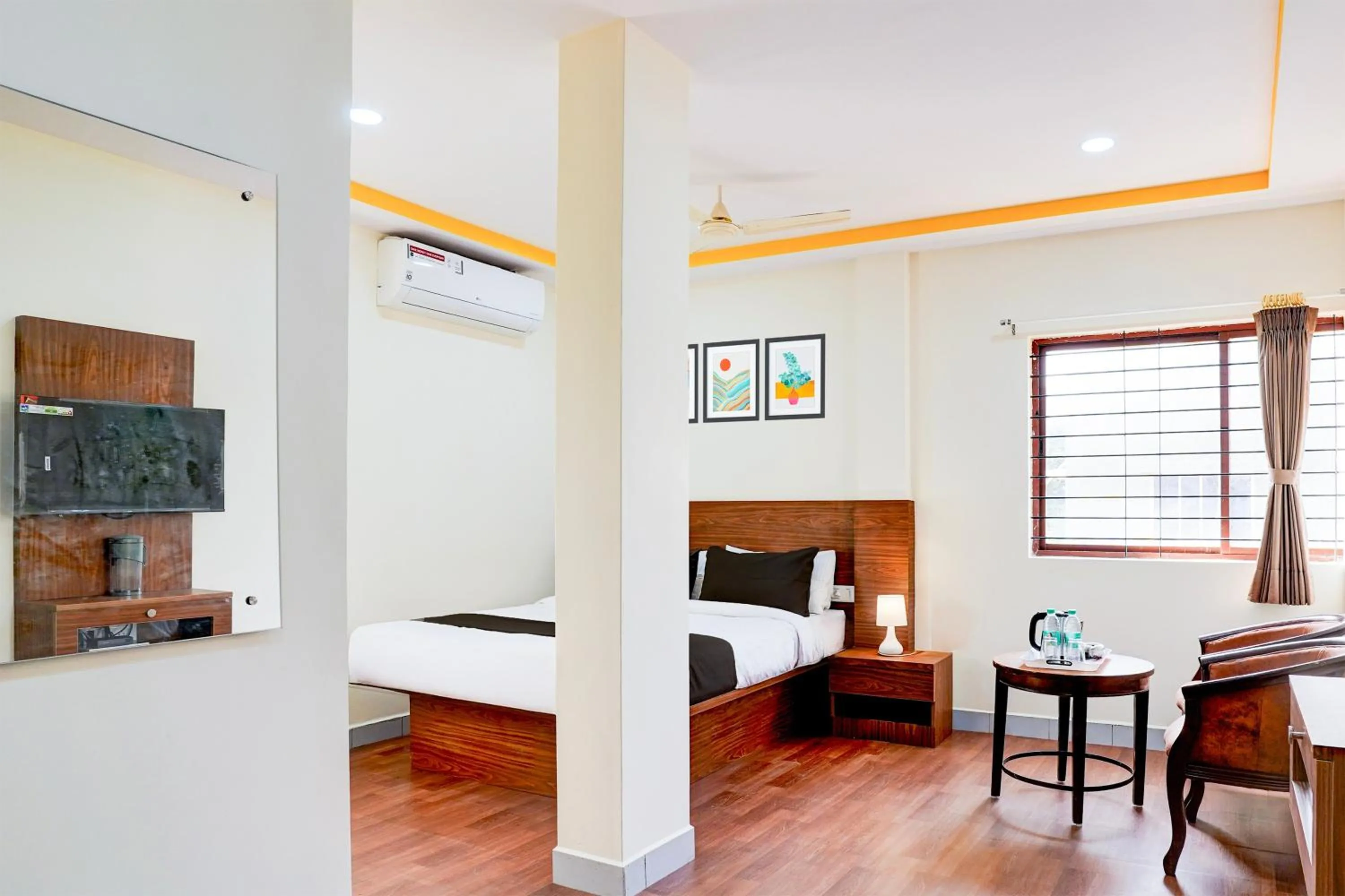 Bedroom in Hotel O By OYO Shiva's Inn