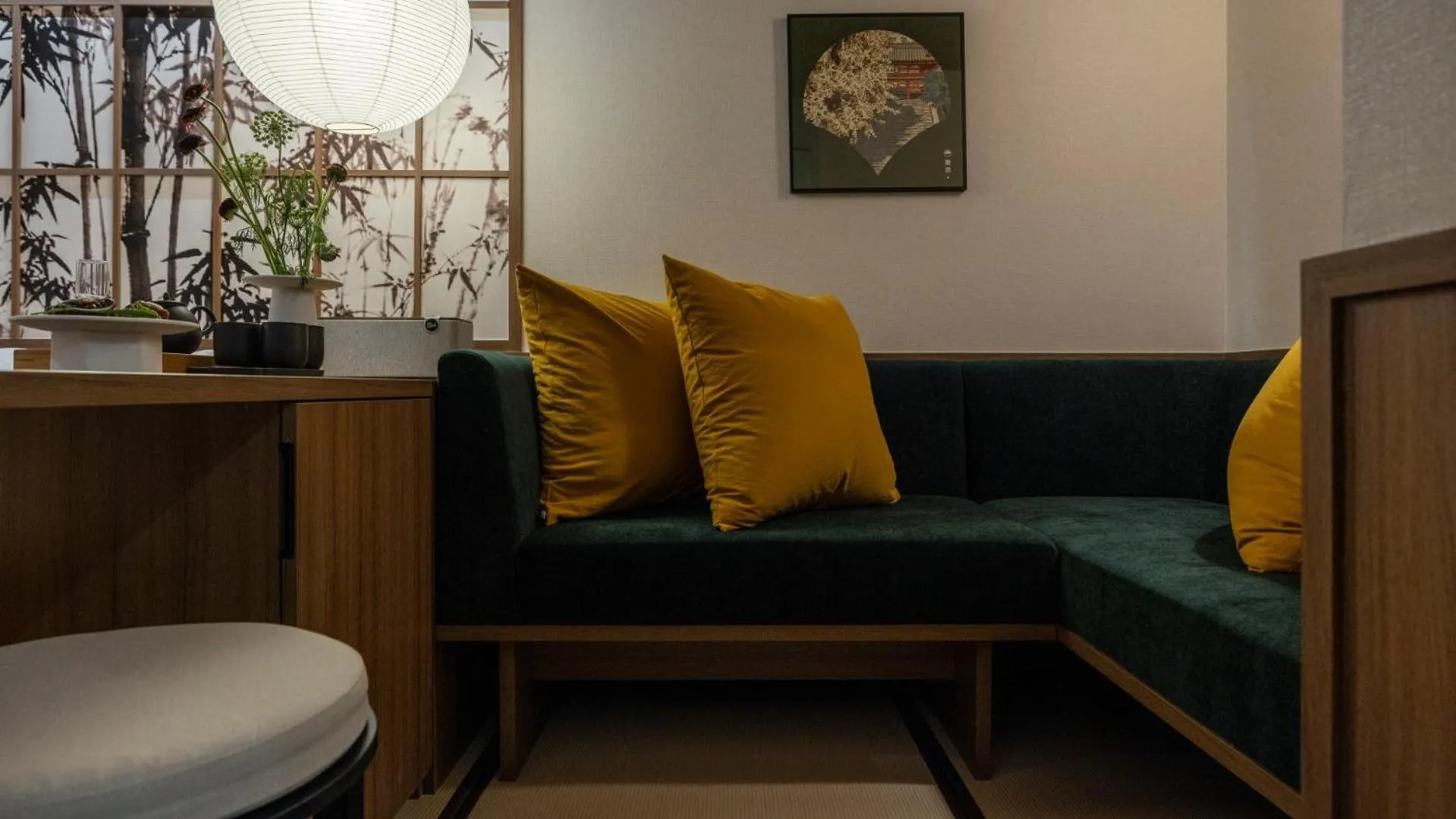 Seating area in Stay Passport Tokyo Ryokan Seoul Sadang