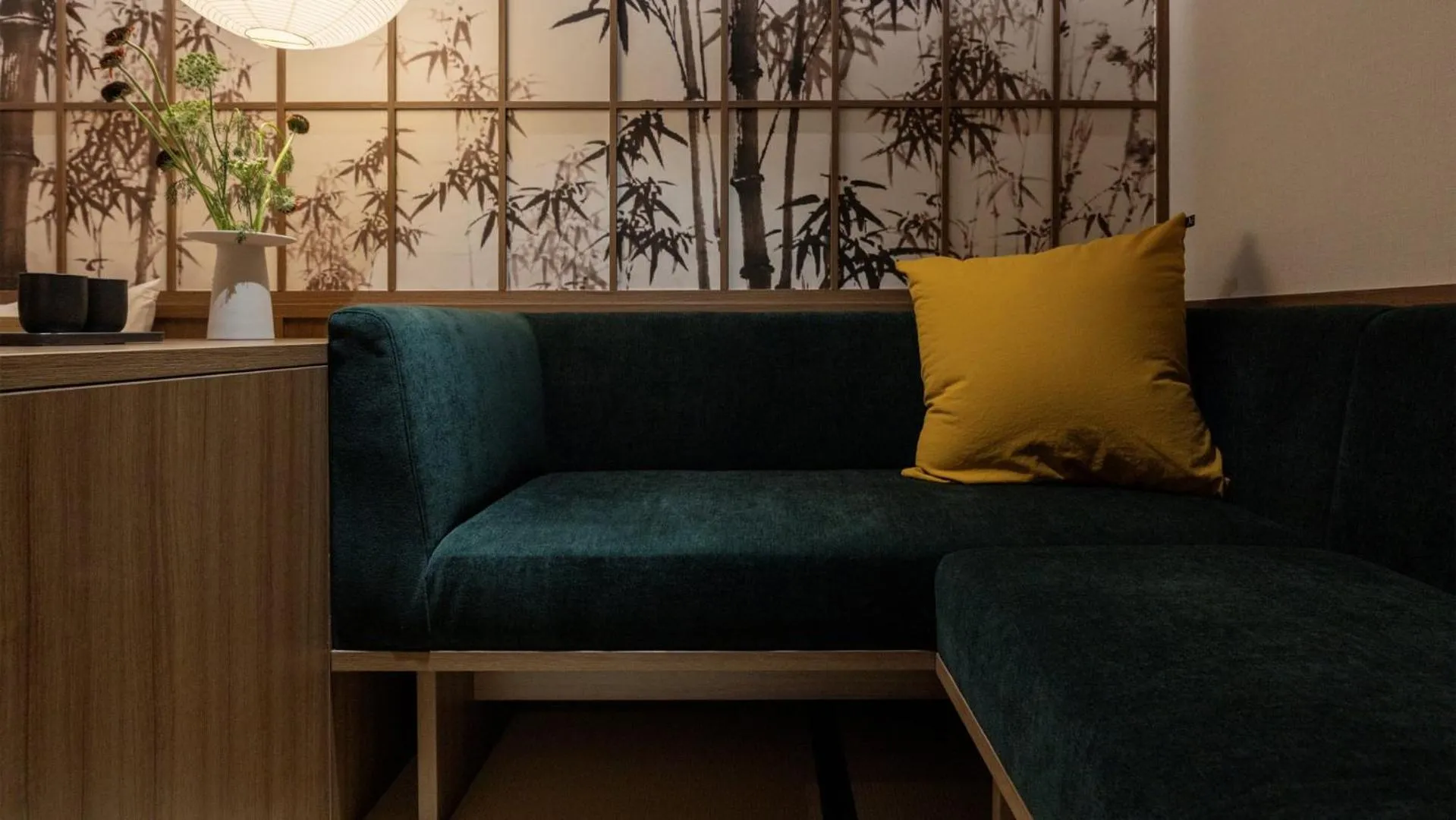 Seating area in Stay Passport Tokyo Ryokan Seoul Sadang