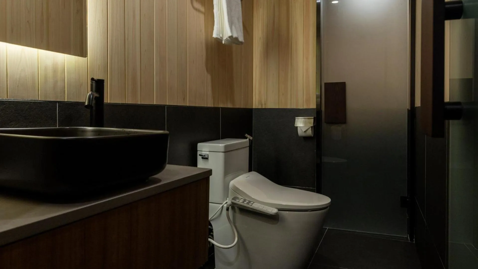 Toilet in Stay Passport Tokyo Ryokan Seoul Sadang
