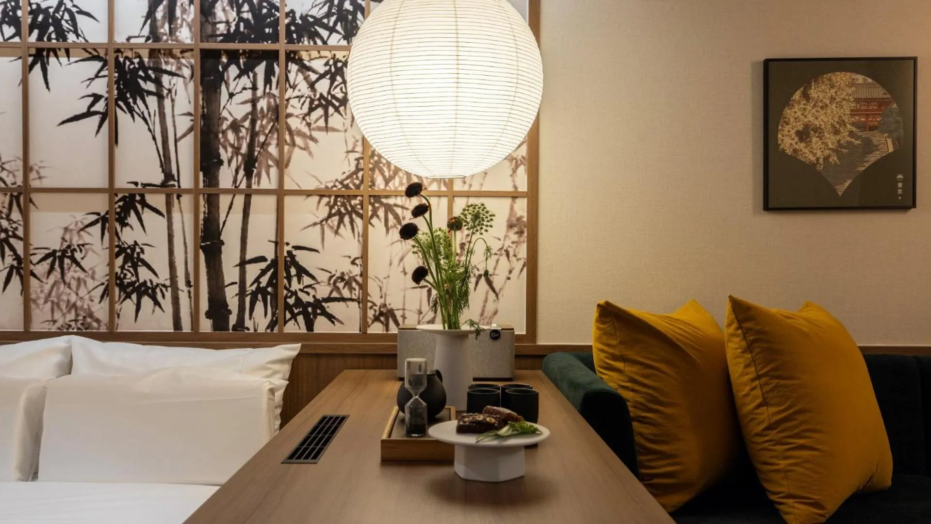 Seating area in Stay Passport Tokyo Ryokan Seoul Sadang