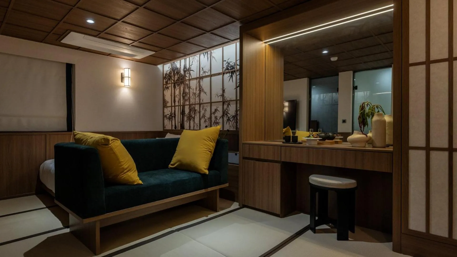 Seating area in Stay Passport Tokyo Ryokan Seoul Sadang