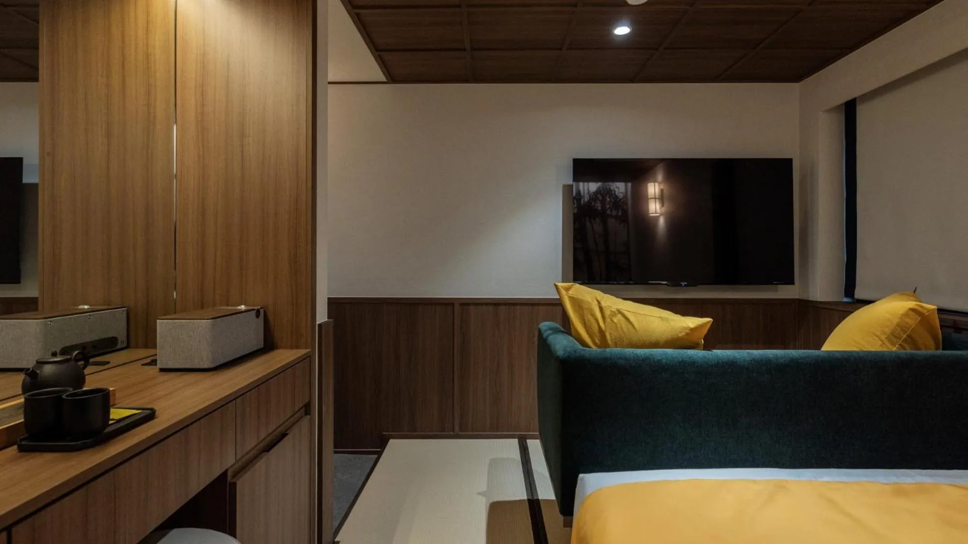 TV and multimedia in Stay Passport Tokyo Ryokan Seoul Sadang