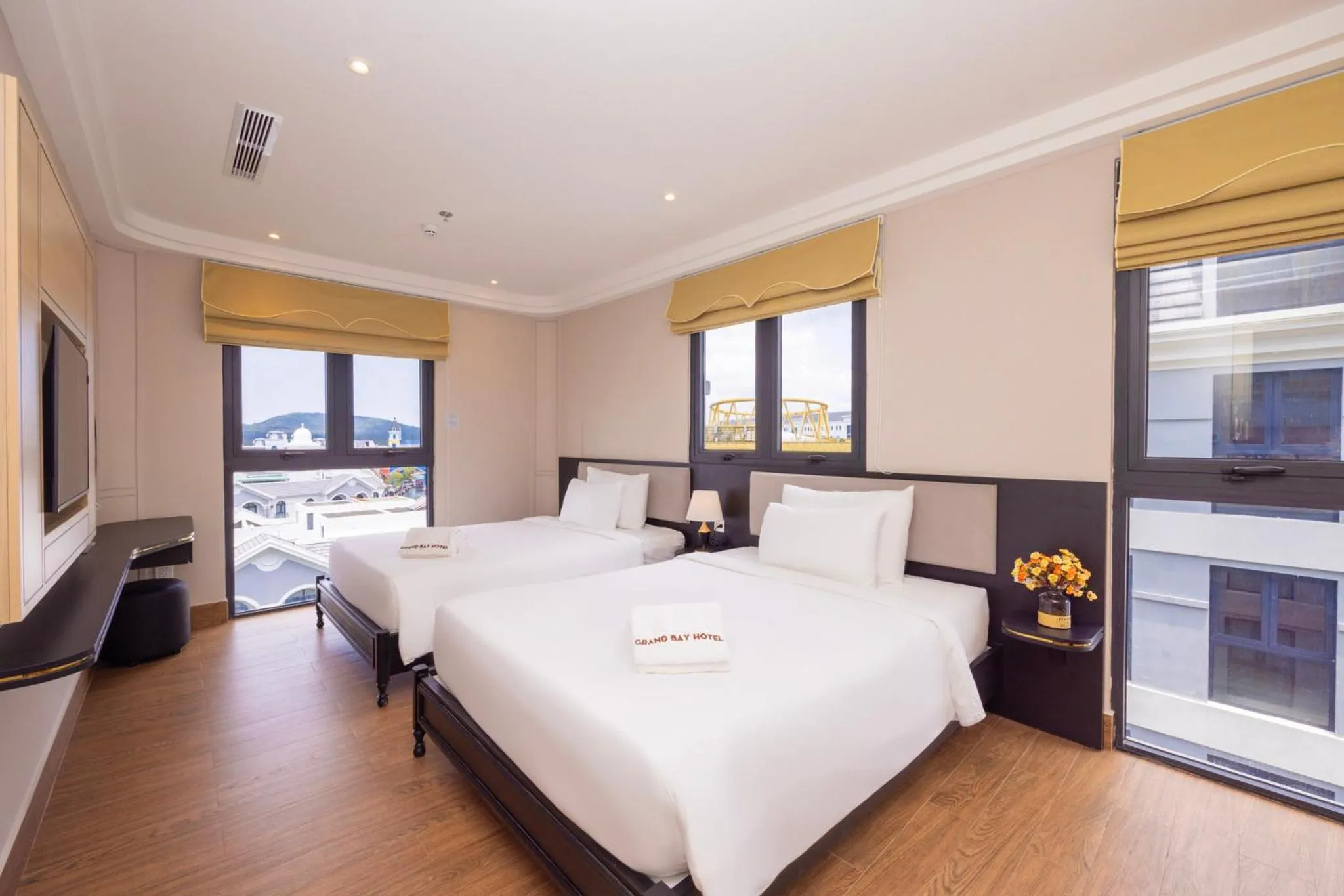 Twin Room with City View in Grand Bay Hotel - Grand World Phu Quoc