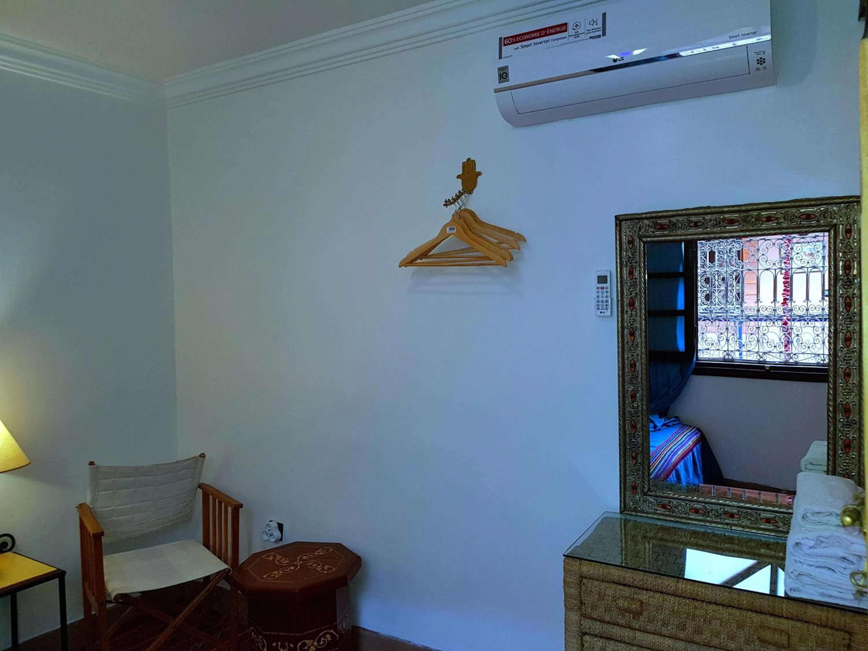 Photo of the whole room in Riad Konouz