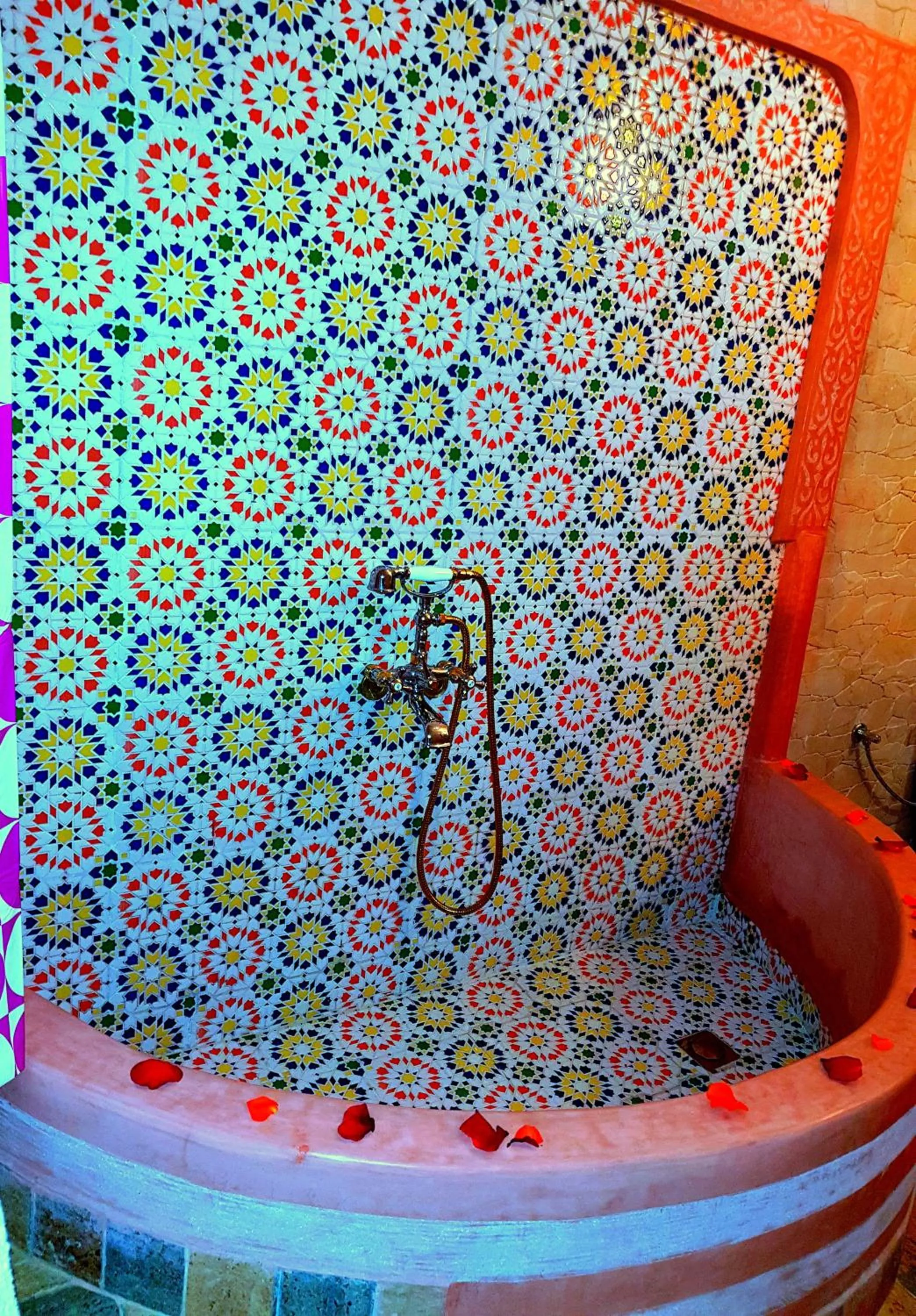 Bathroom in Riad Konouz