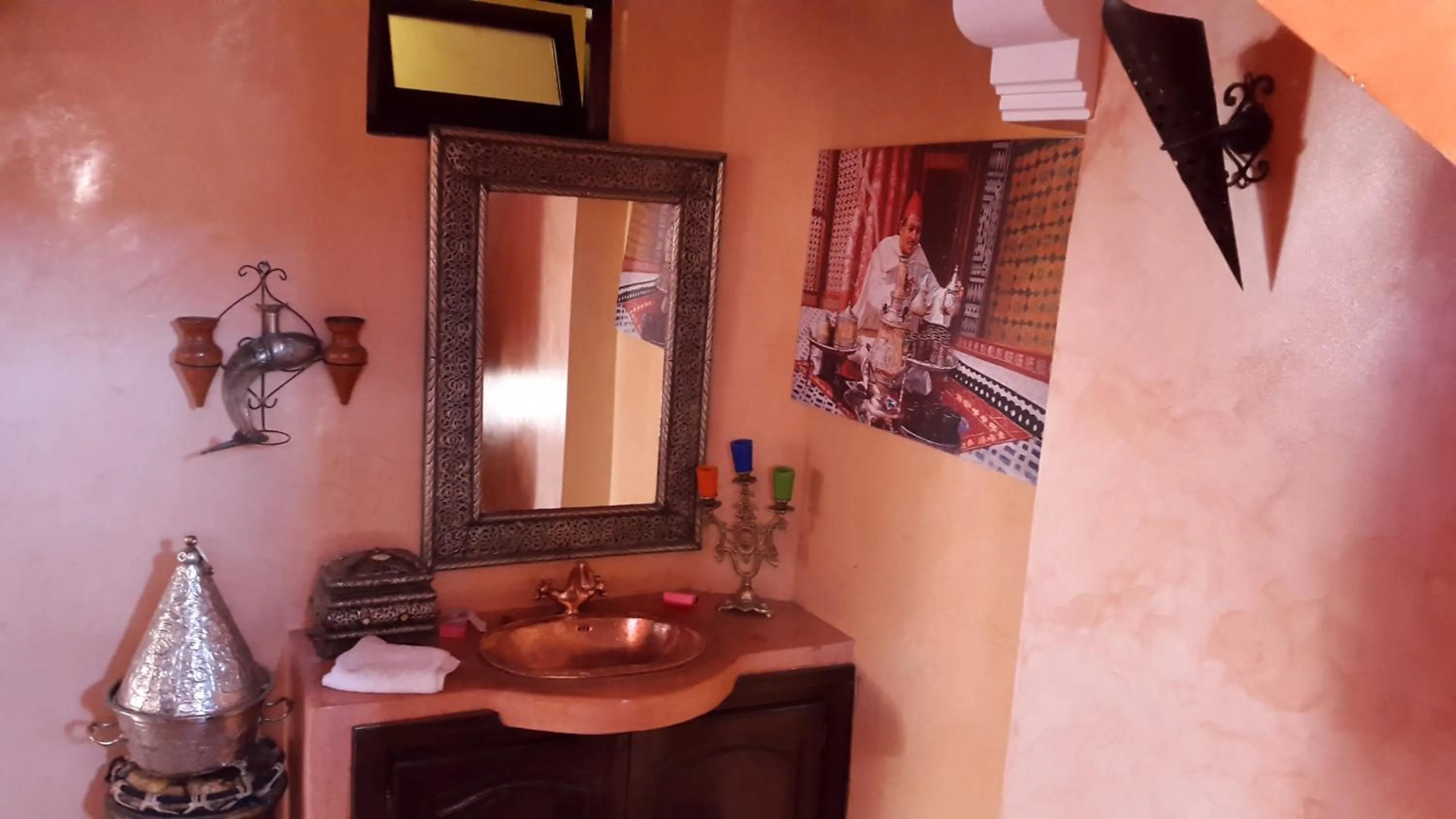 Decorative detail in Riad Konouz