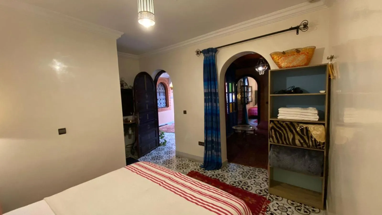 Photo of the whole room, Bed in Riad Konouz