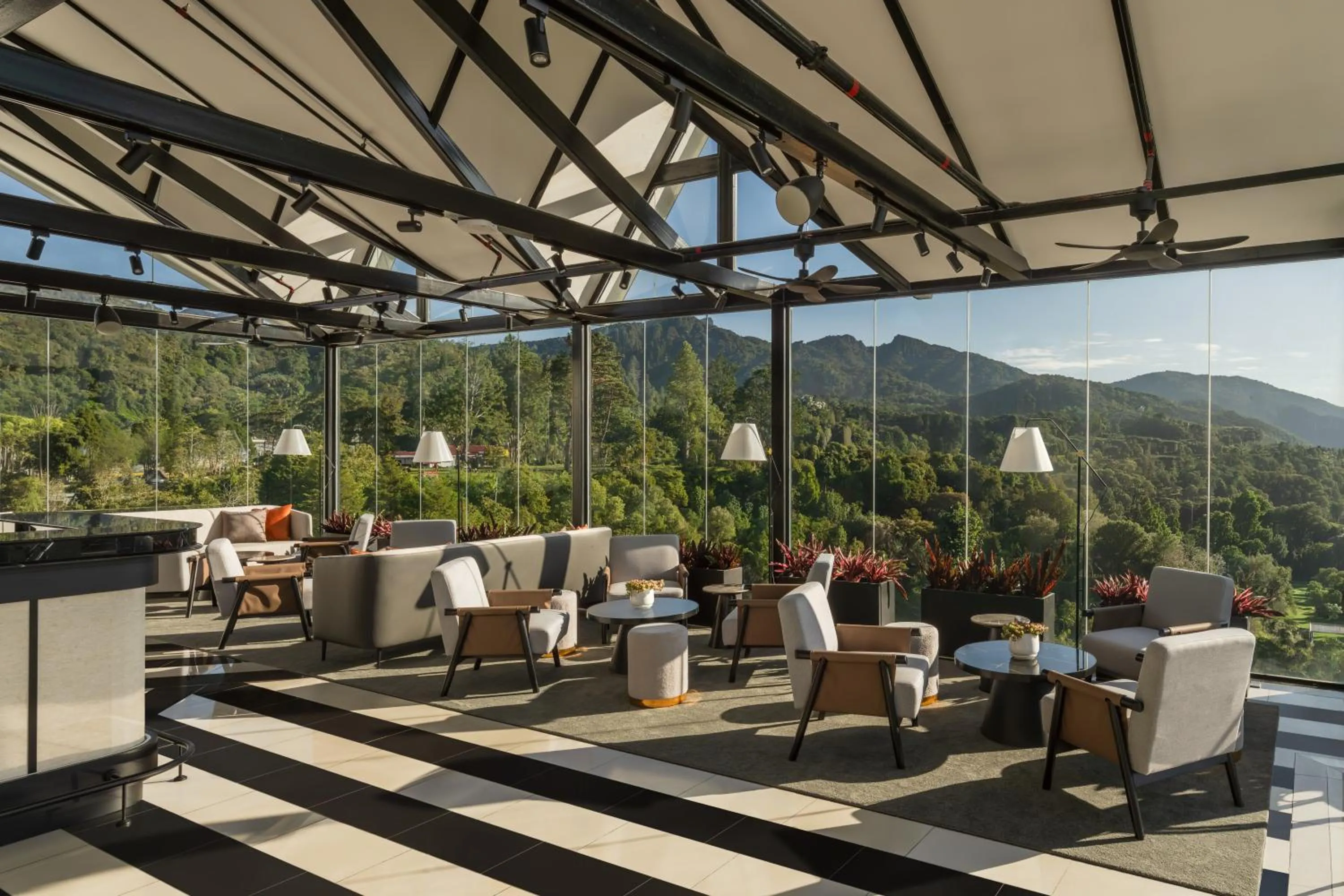 Restaurant/places to eat in Oakwood Cameron Highlands