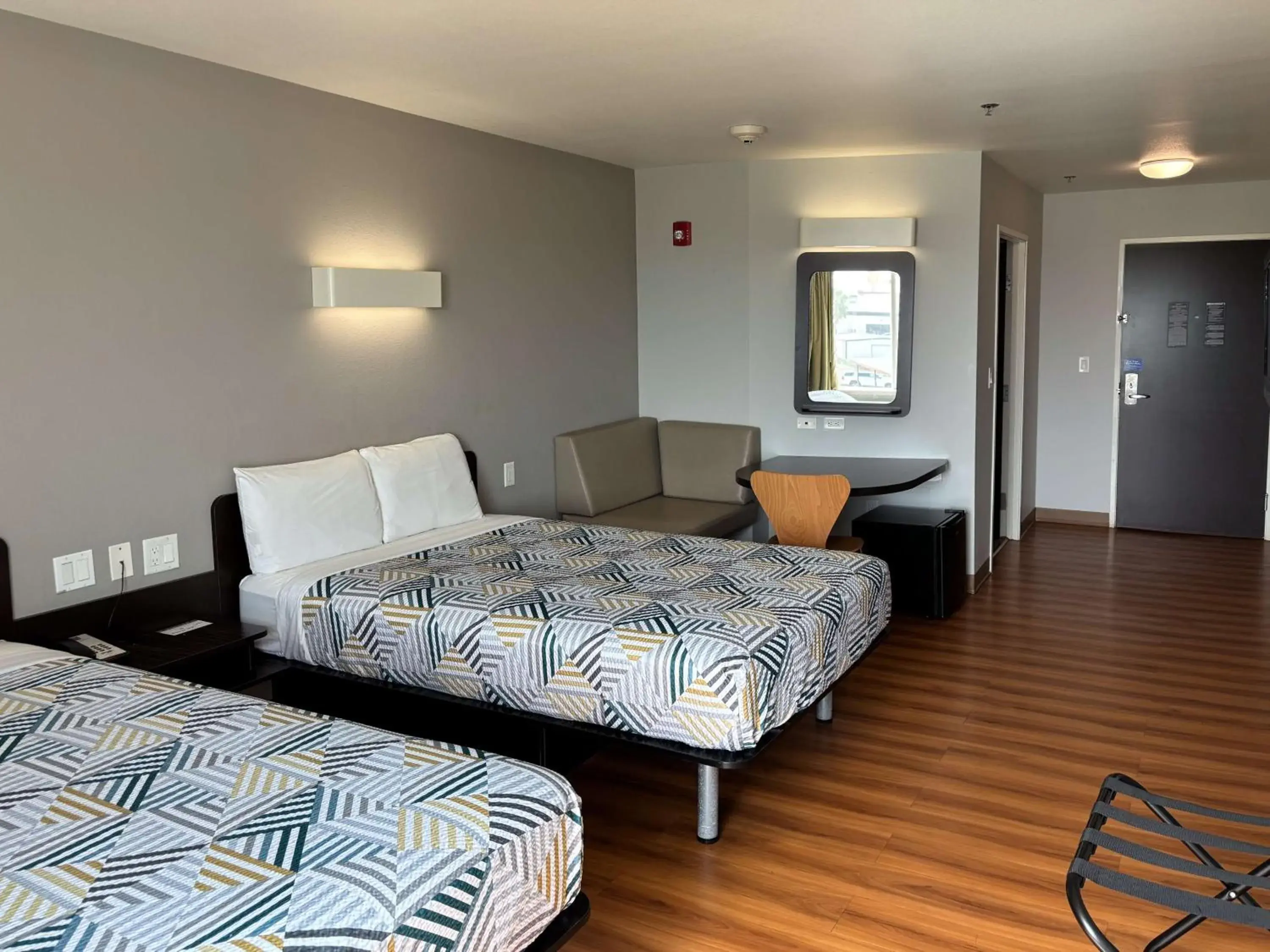 Bedroom, Bed in Motel 6-Weslaco, TX Bedroom, Bed in Motel 6-Weslaco, TX