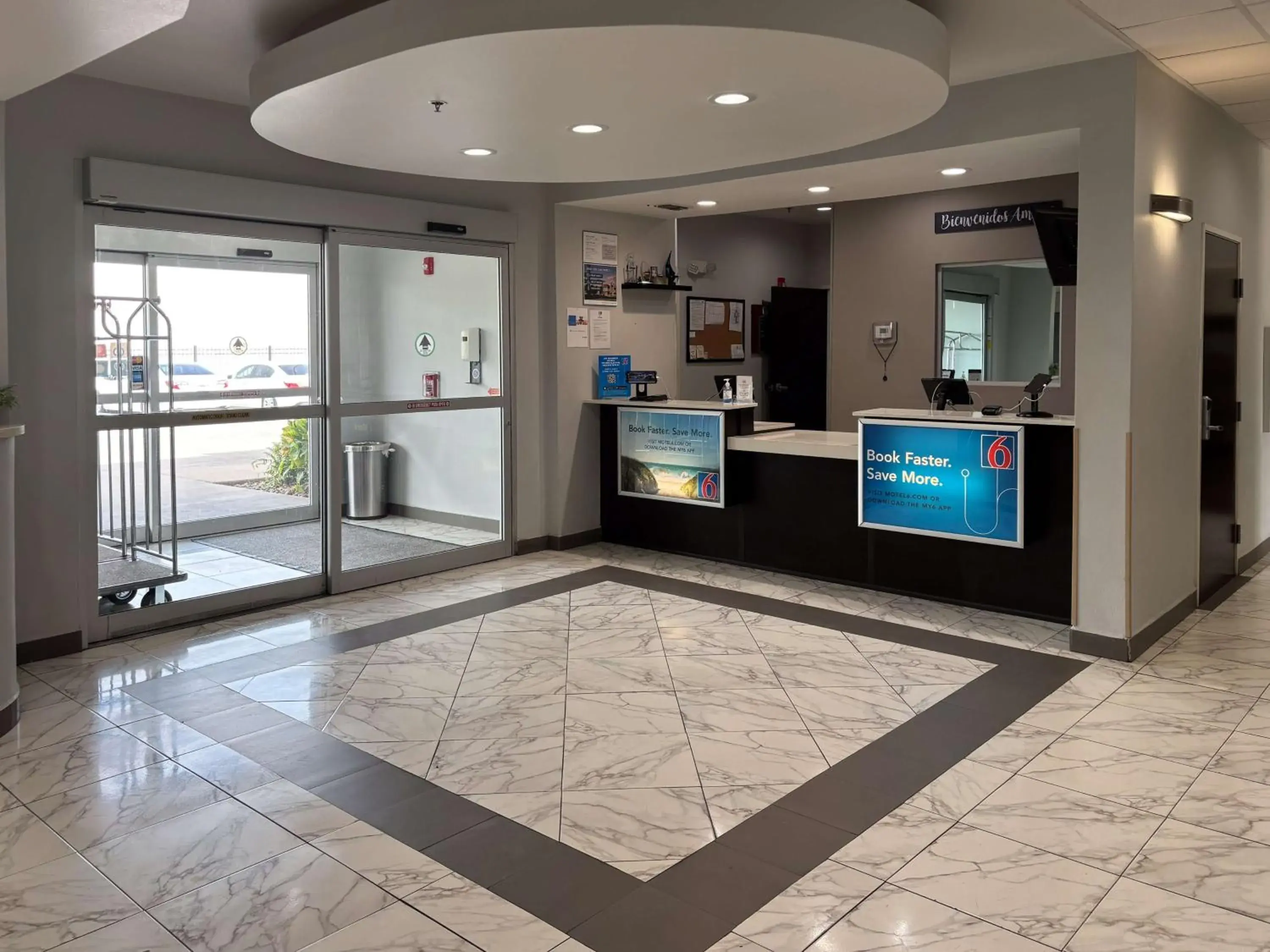 Lobby or reception in Motel 6-Weslaco, TX Lobby or reception in Motel 6-Weslaco, TX