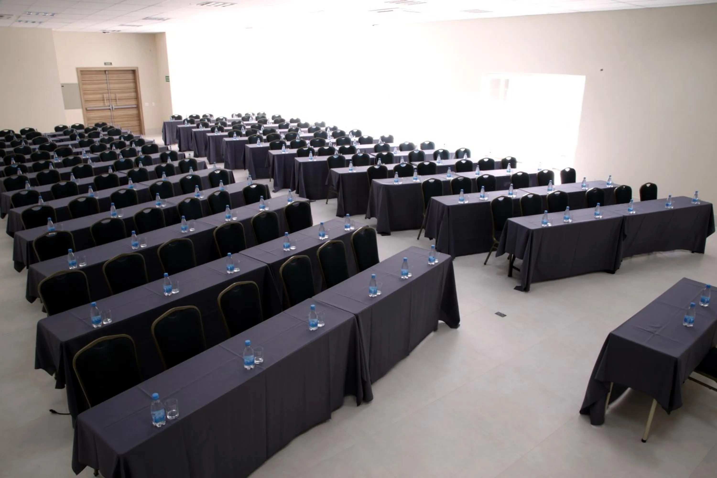 Business facilities in Beach Hotel Sunset