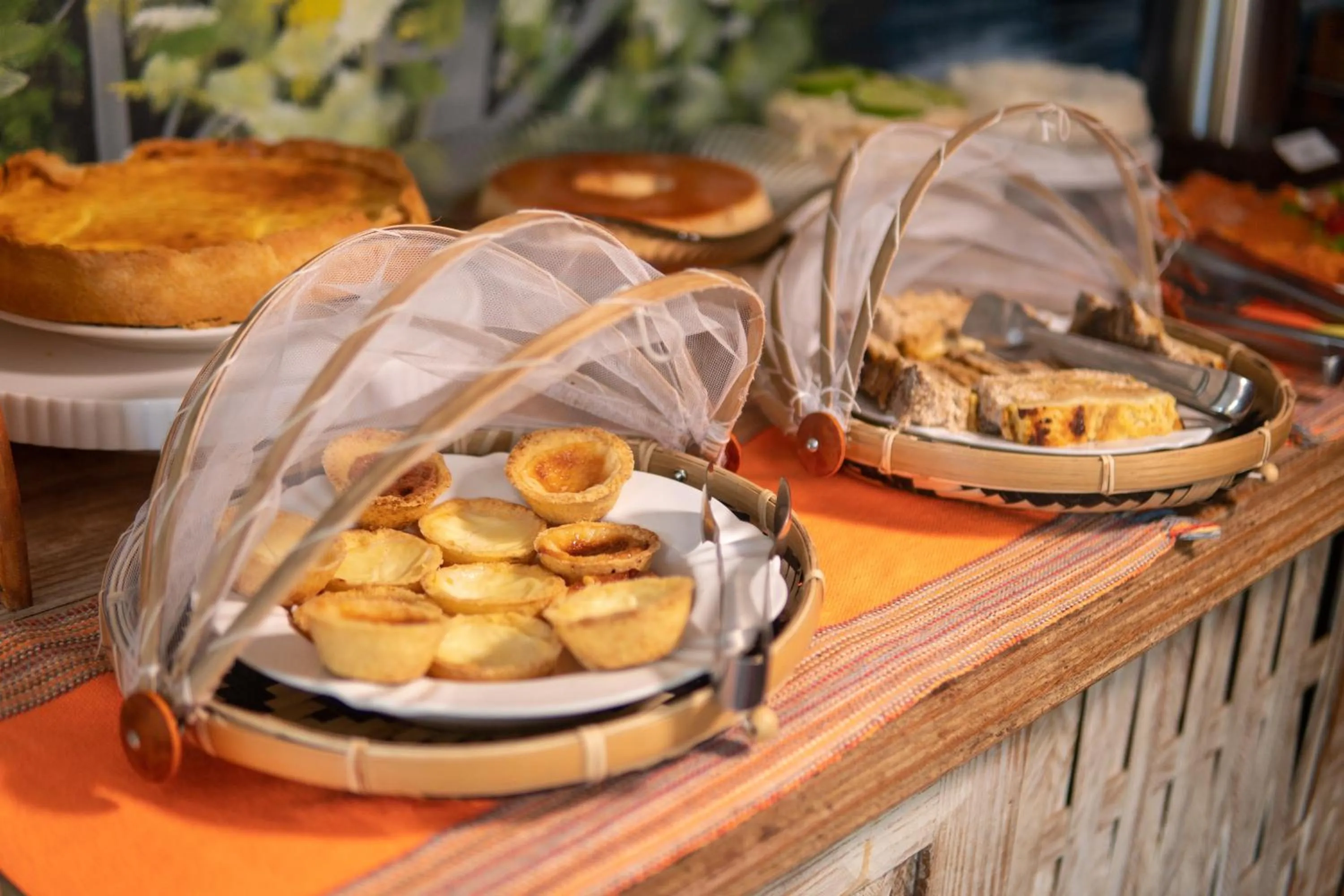 Buffet breakfast in PV Pousada Passarela da Vila