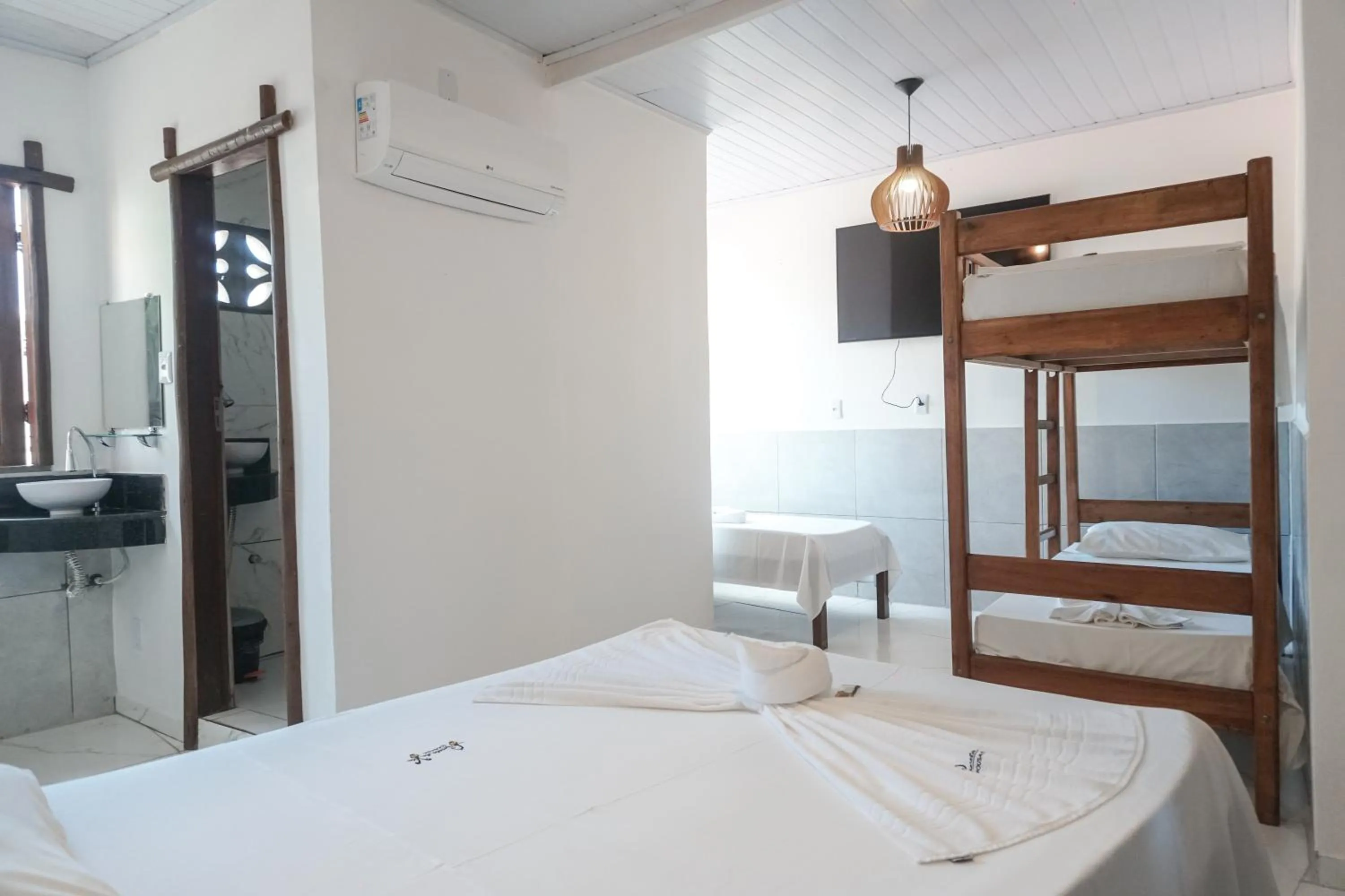 Bed in PV Pousada Passarela da Vila