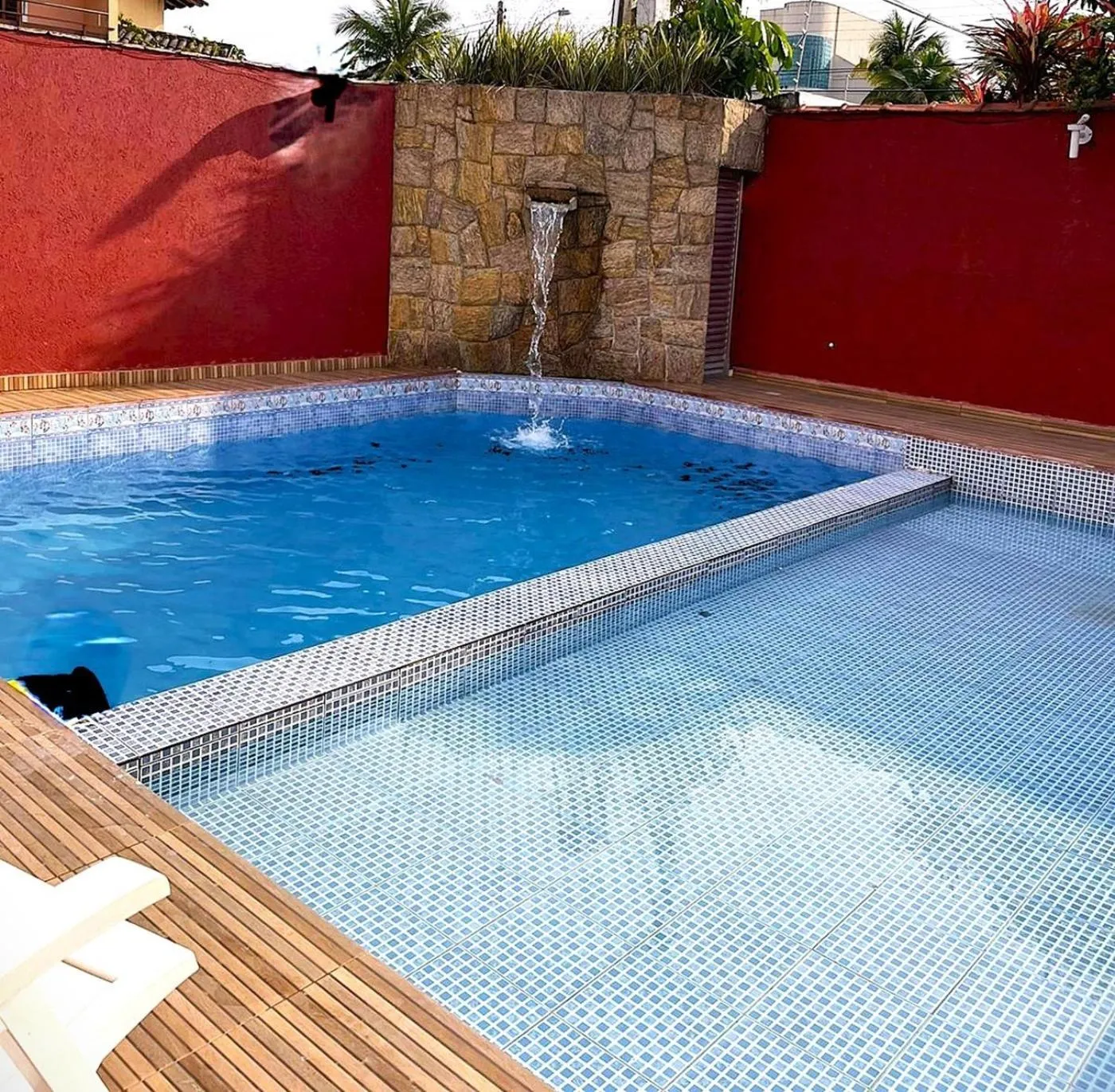 Pool view in Hotel Rosa da Ilha Guaruja - Perto do Mar com piscina