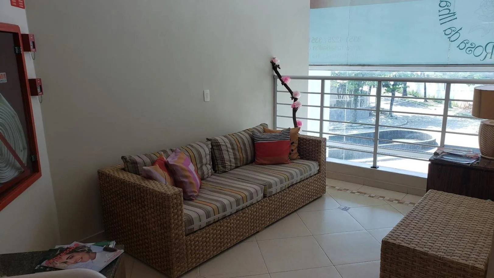 Communal lounge/ TV room in Hotel Rosa da Ilha Guaruja - Perto do Mar com piscina