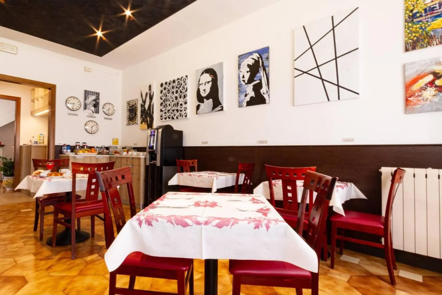 Breakfast in Hotel Guidi