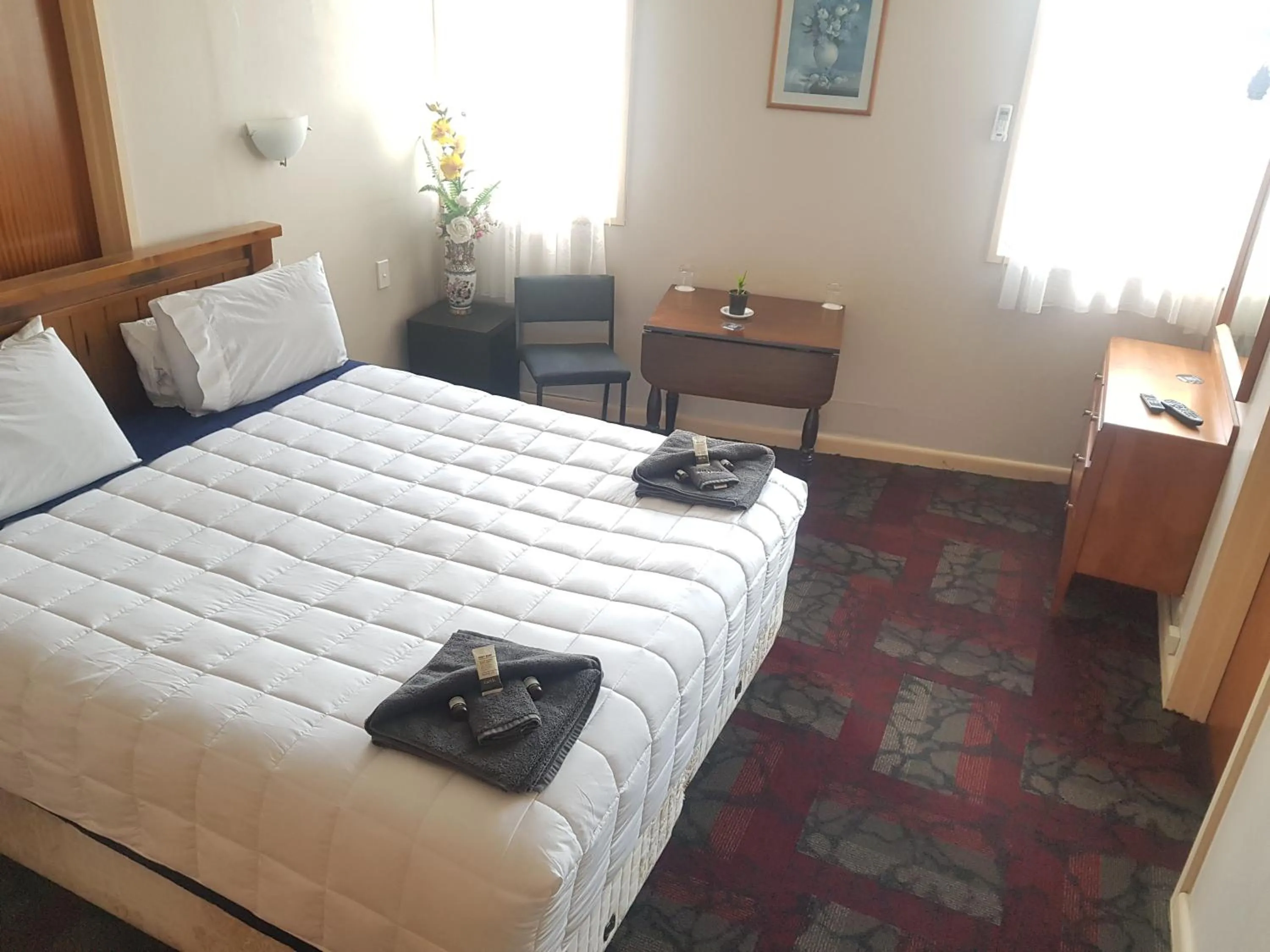 Bedroom in Northern Wairoa Hotel