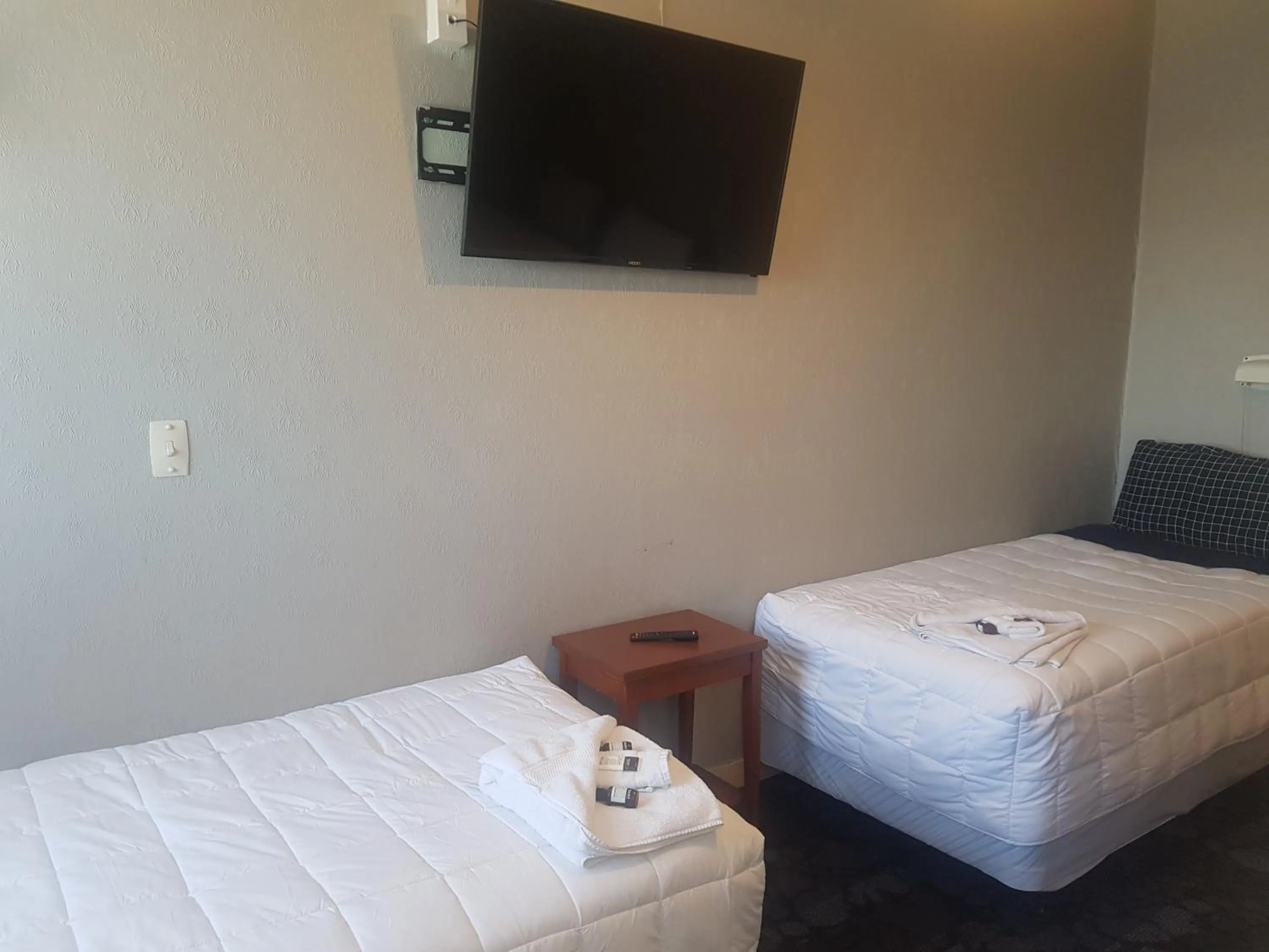 Bedroom in Northern Wairoa Hotel