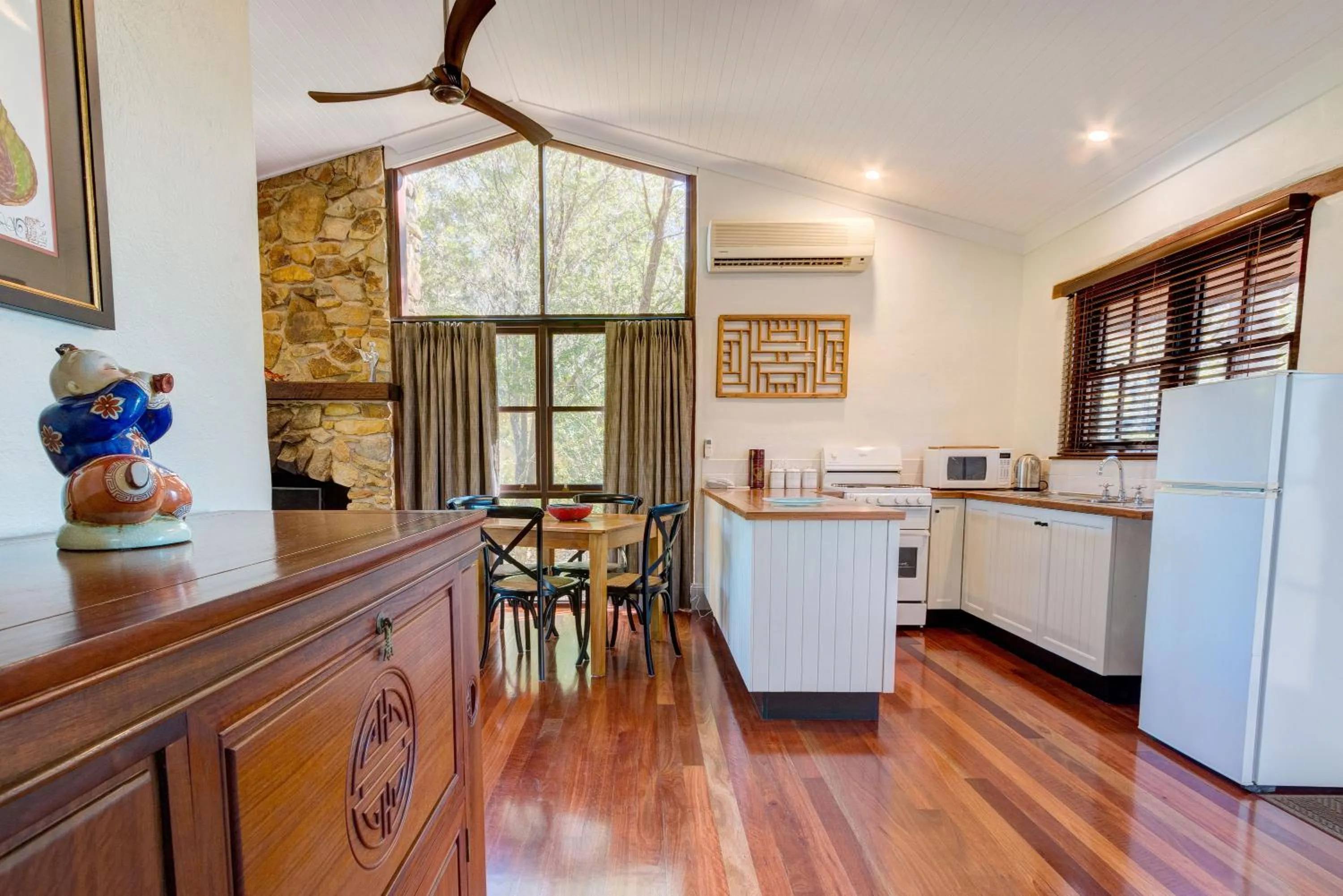 Day in Friday Creek Retreat