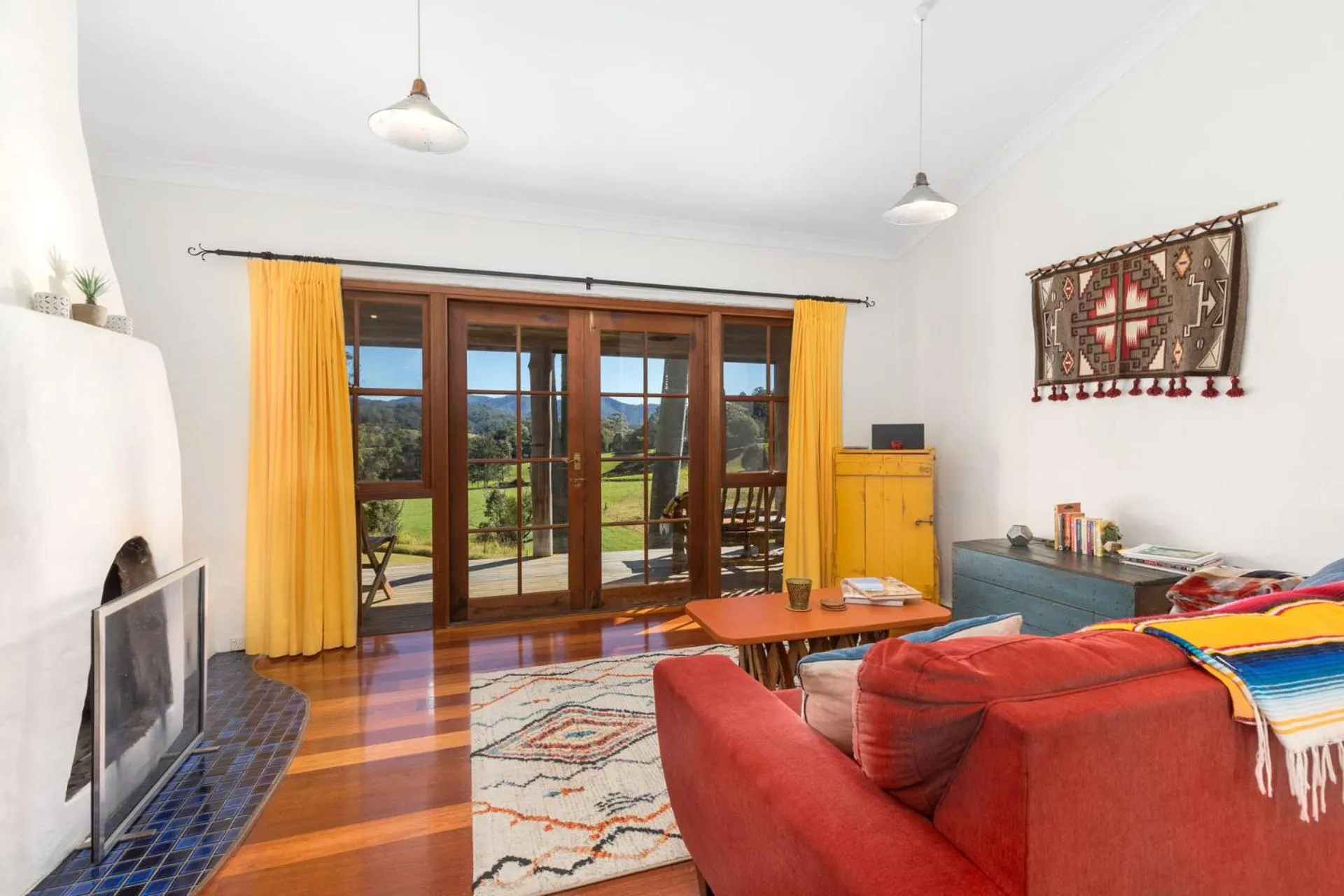 Lounge or bar in Friday Creek Retreat