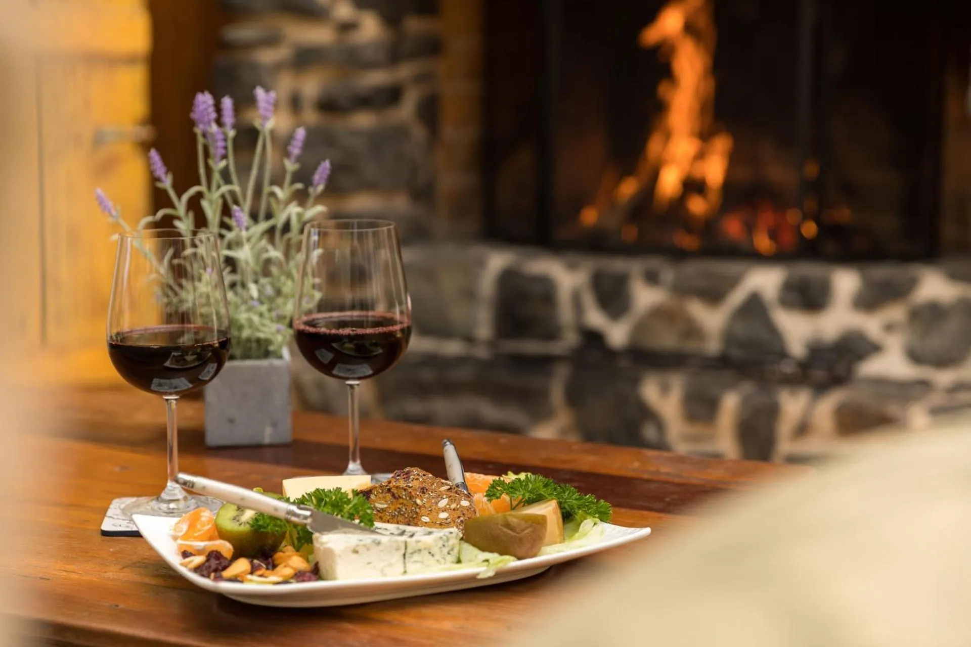 Food and drinks in Friday Creek Retreat