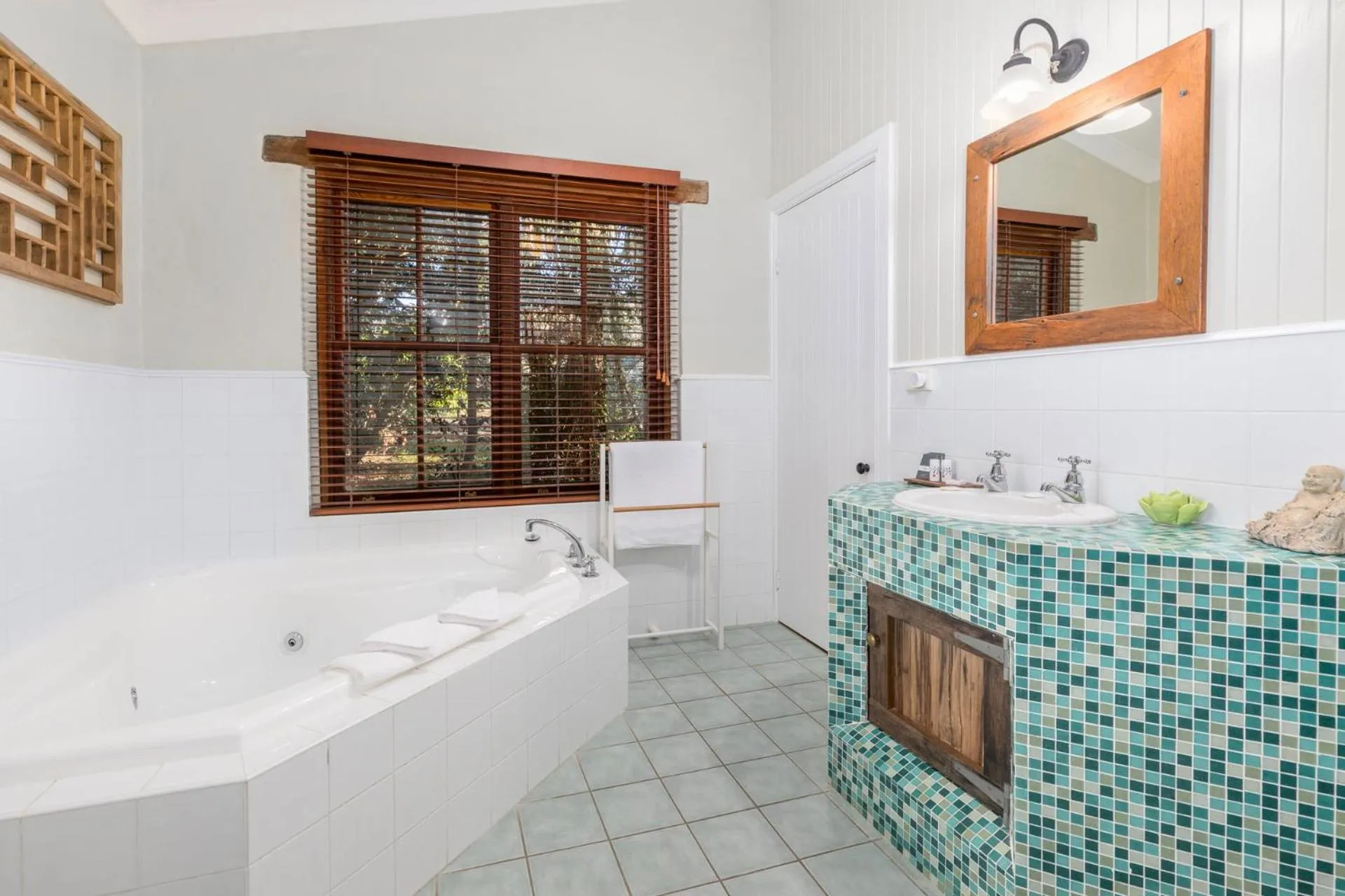 Bathroom in Friday Creek Retreat
