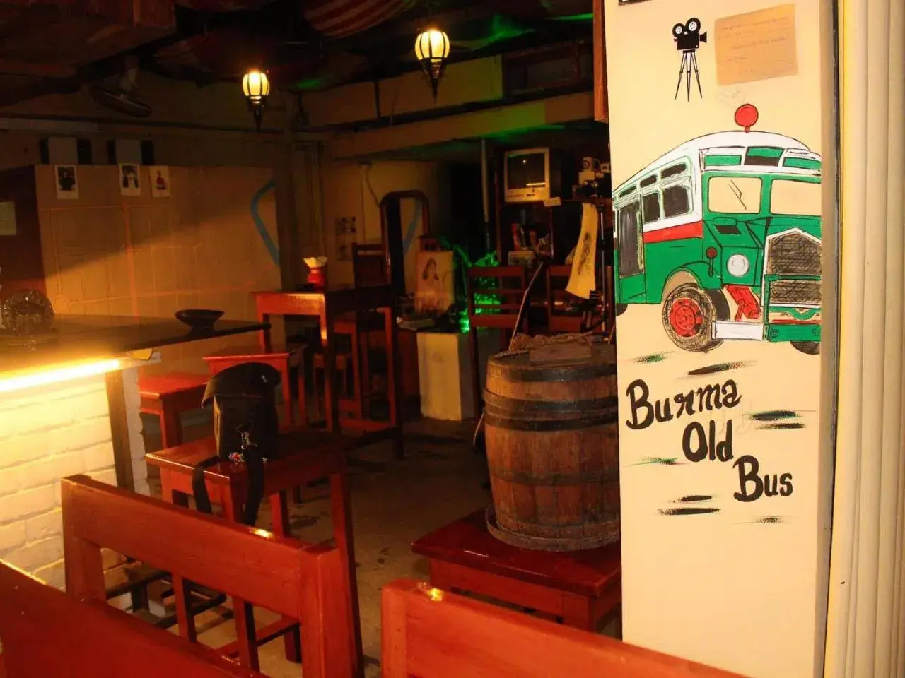 Restaurant/places to eat in YAMA HOTEL & ROOFTOP BAR Restaurant/places to eat in YAMA HOTEL & ROOFTOP BAR