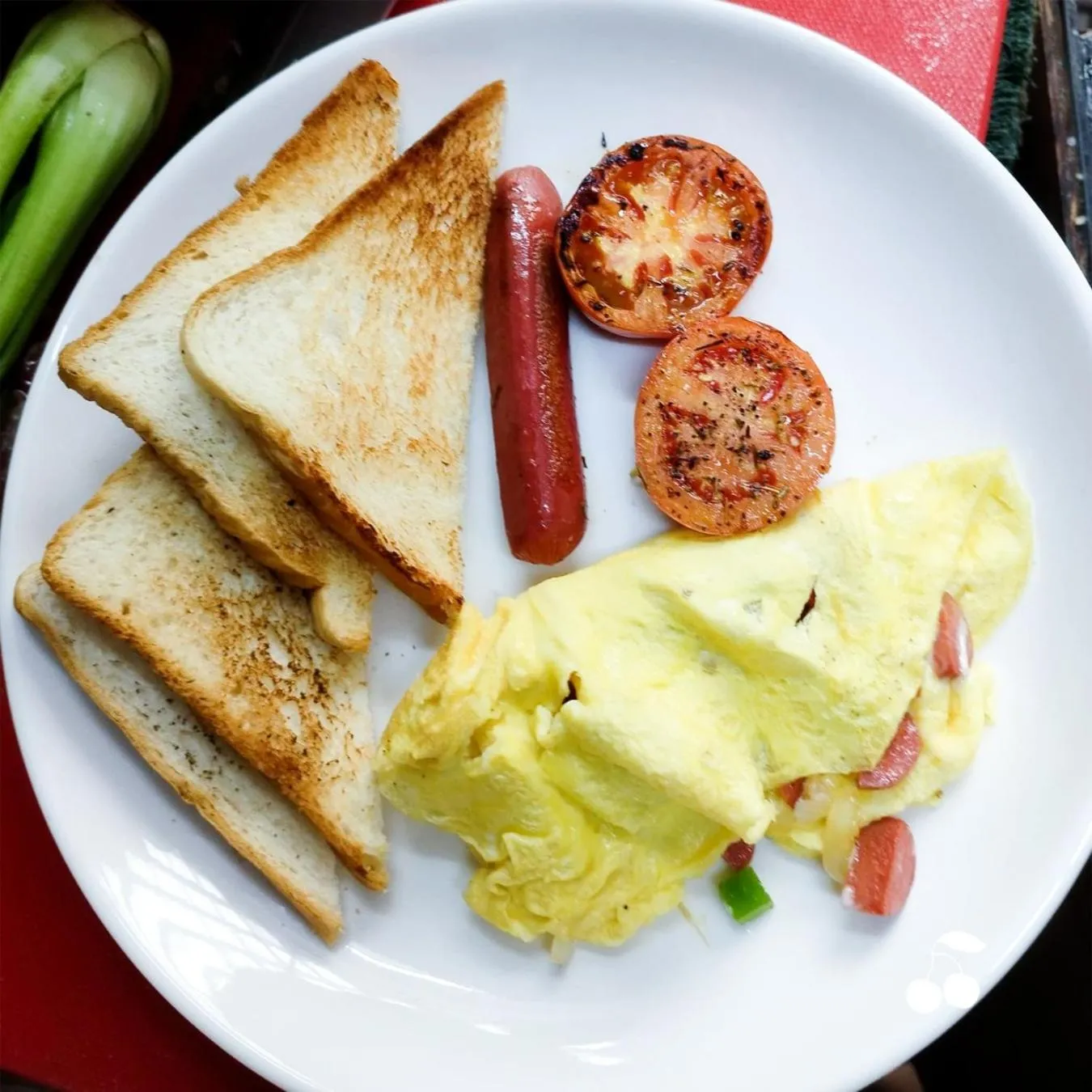 Lounge or bar in YAMA HOTEL & ROOFTOP BAR