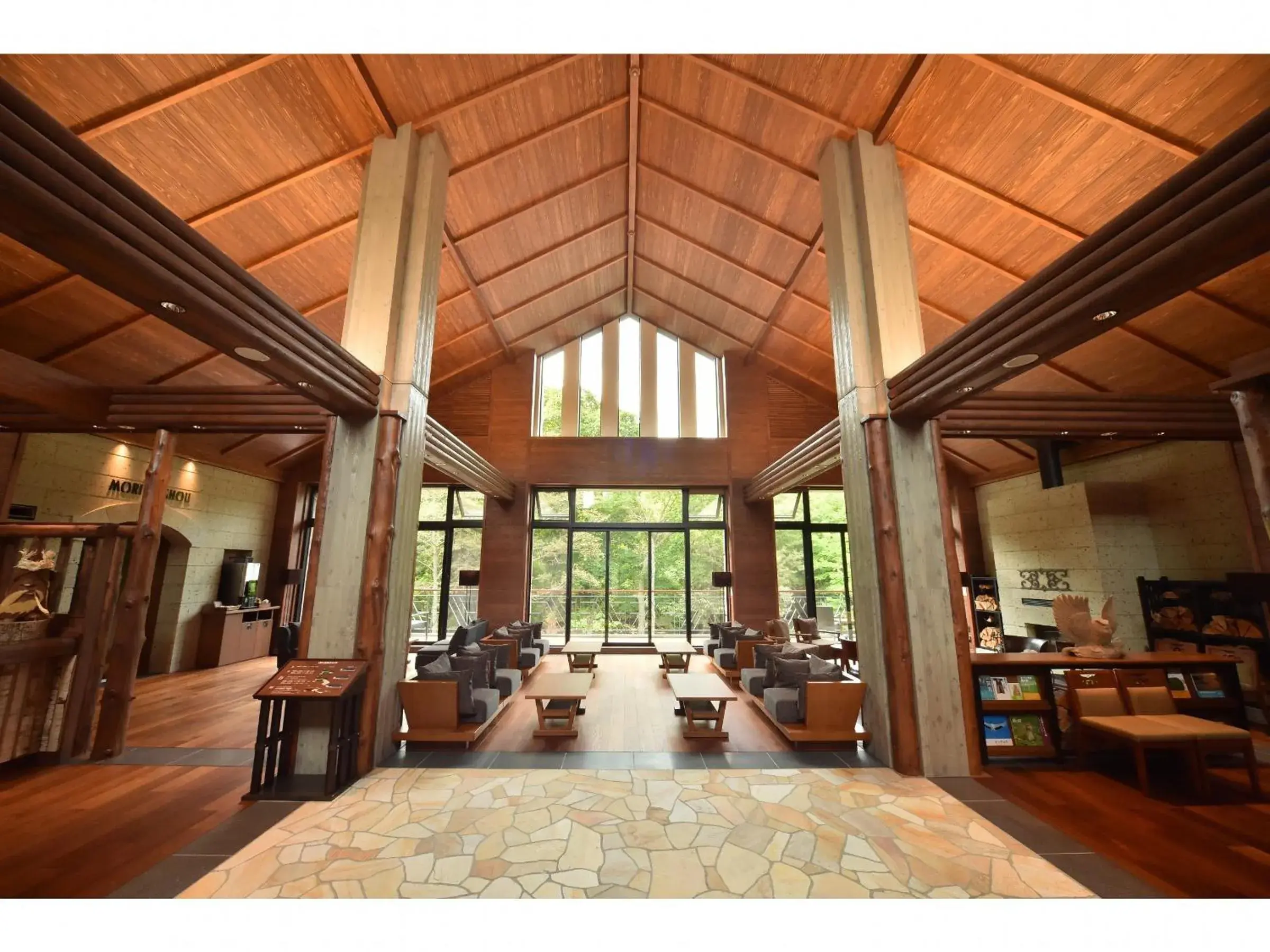 Restaurant/places to eat in La Vista Akangawa Restaurant/places to eat in La Vista Akangawa