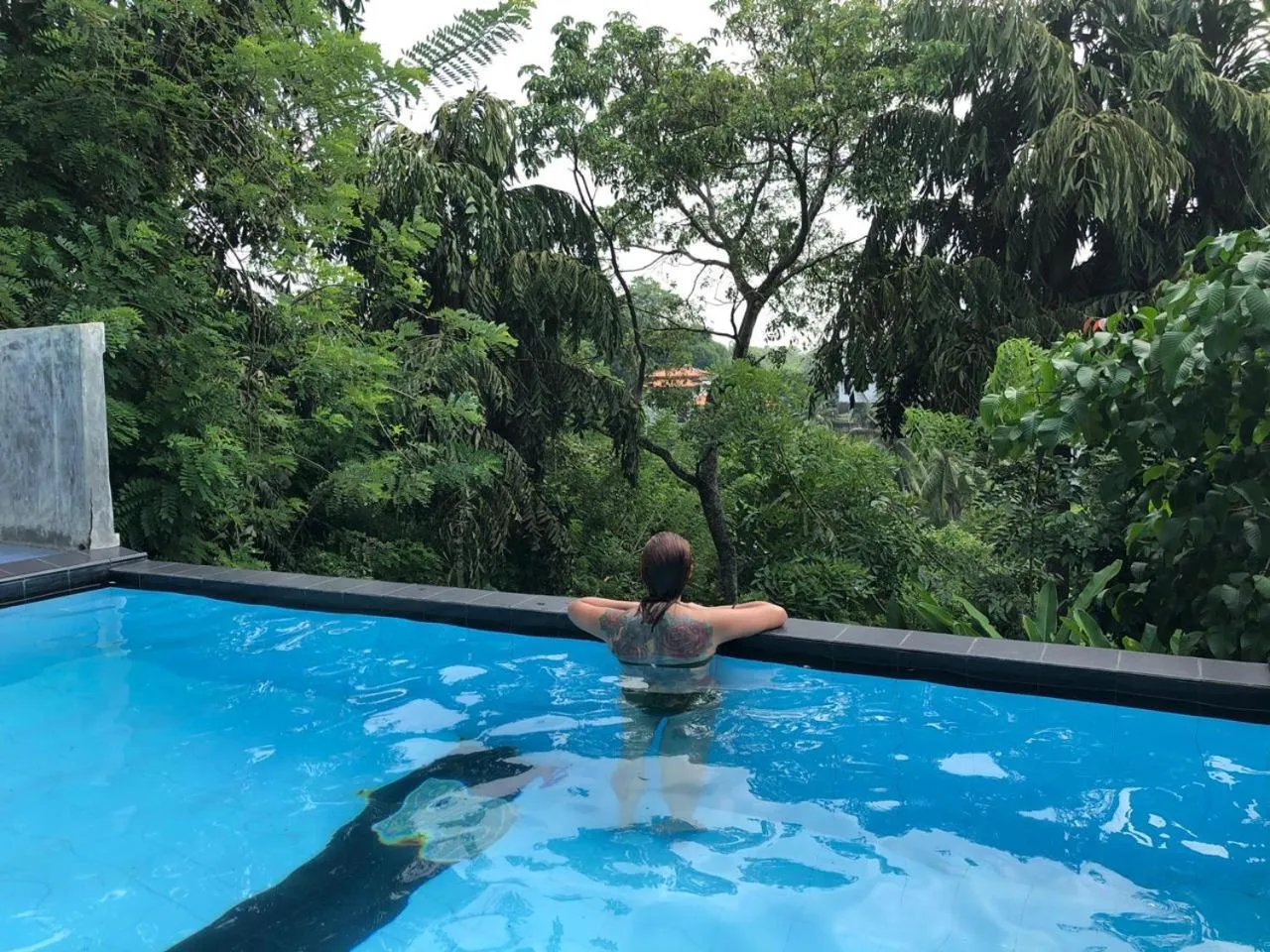 Swimming pool in Green Hill Paradise Villa