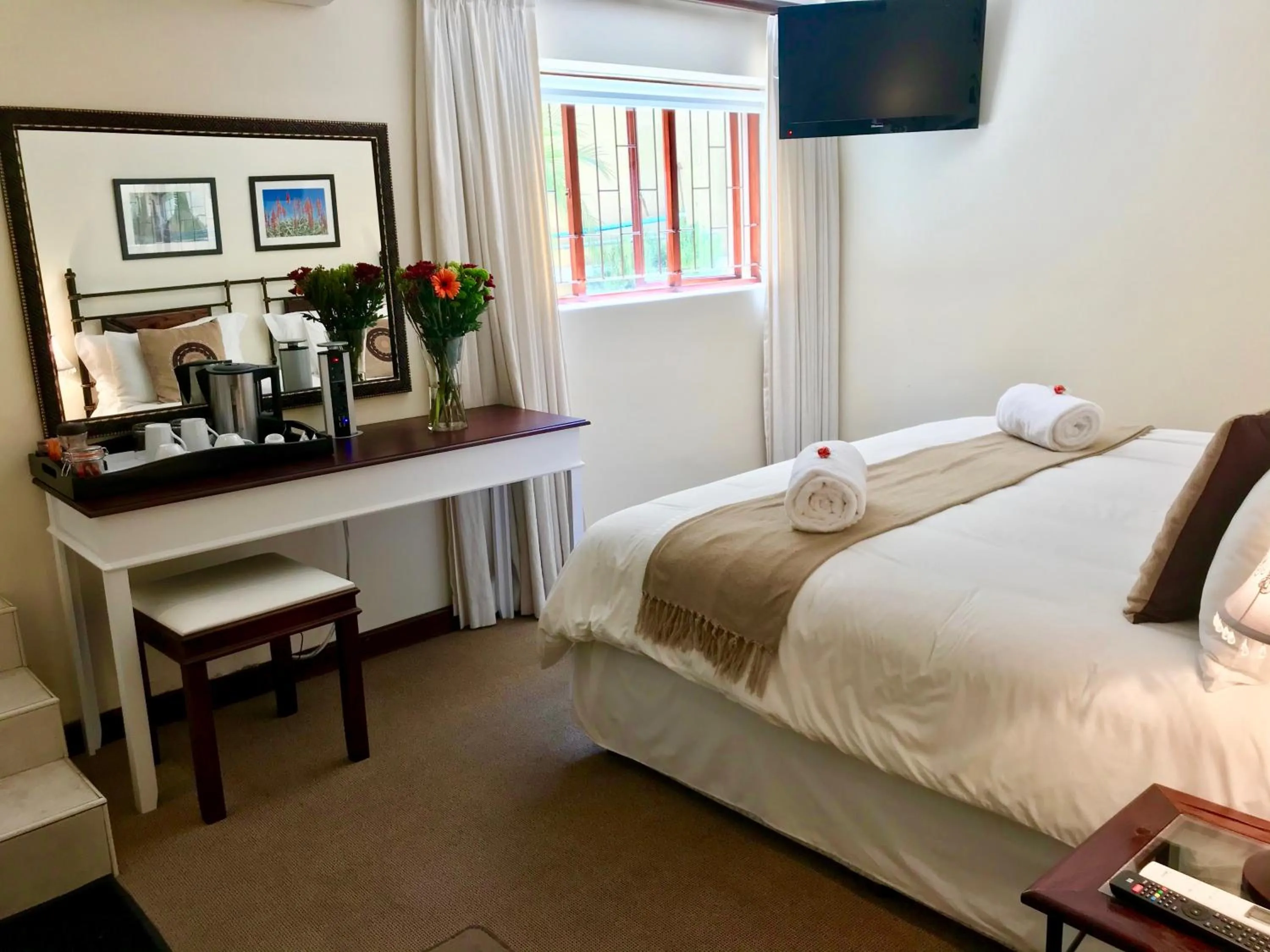 Bed in Sundown Manor Guest House