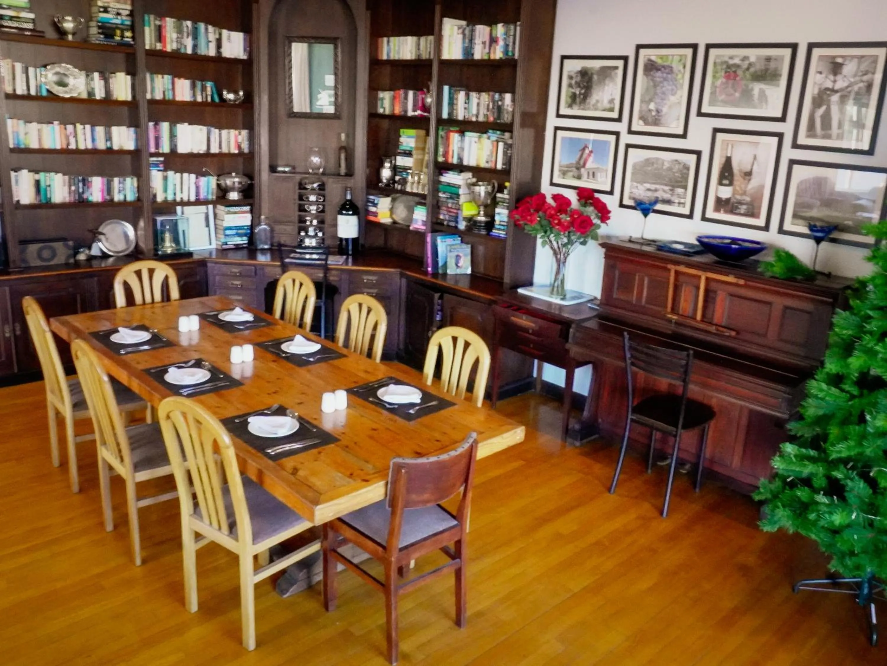 Breakfast in Sundown Manor Guest House