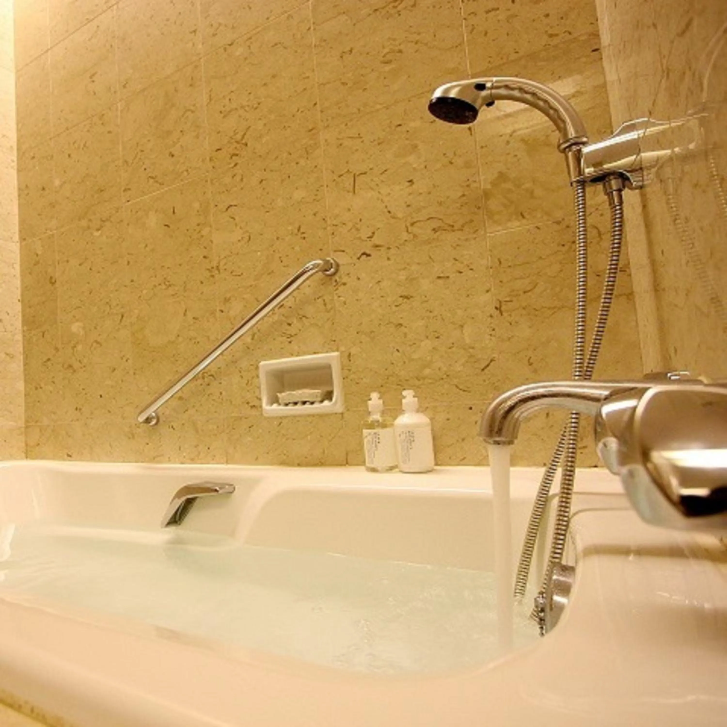 Bathroom in Hotel De Premiere Minowa